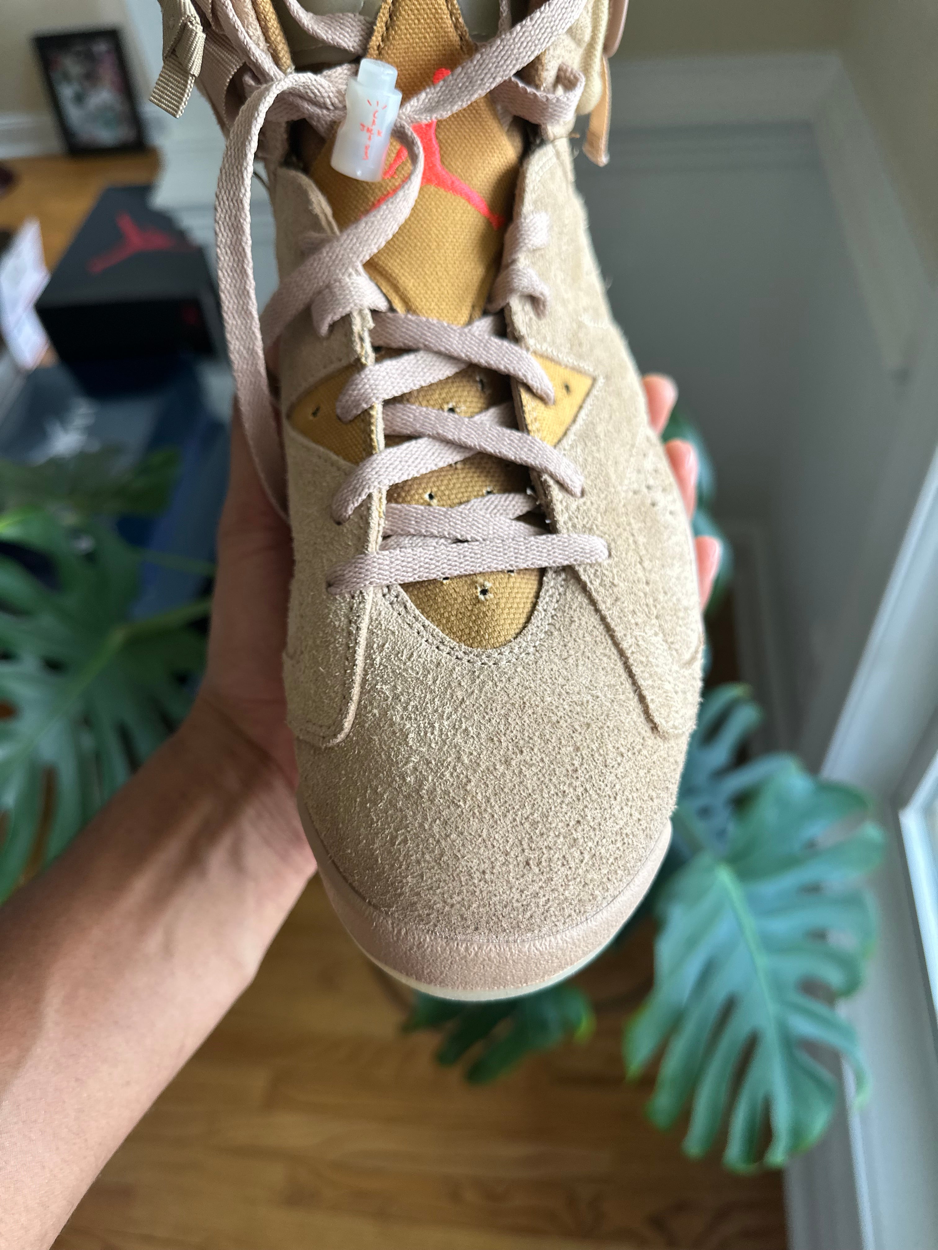 Size 12 - J6 Travis British khaki
