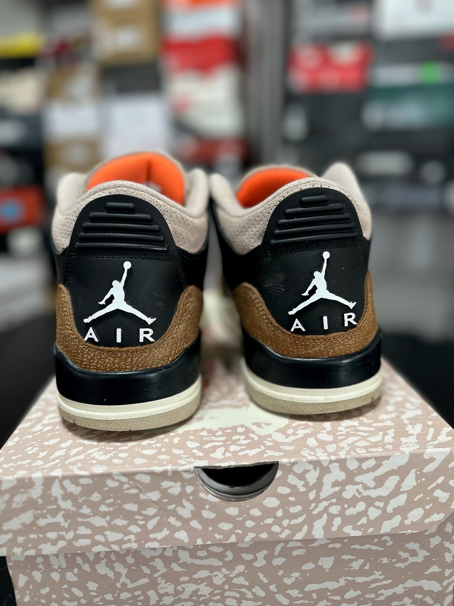 Size 9.5 - J3 Desert Elephant
