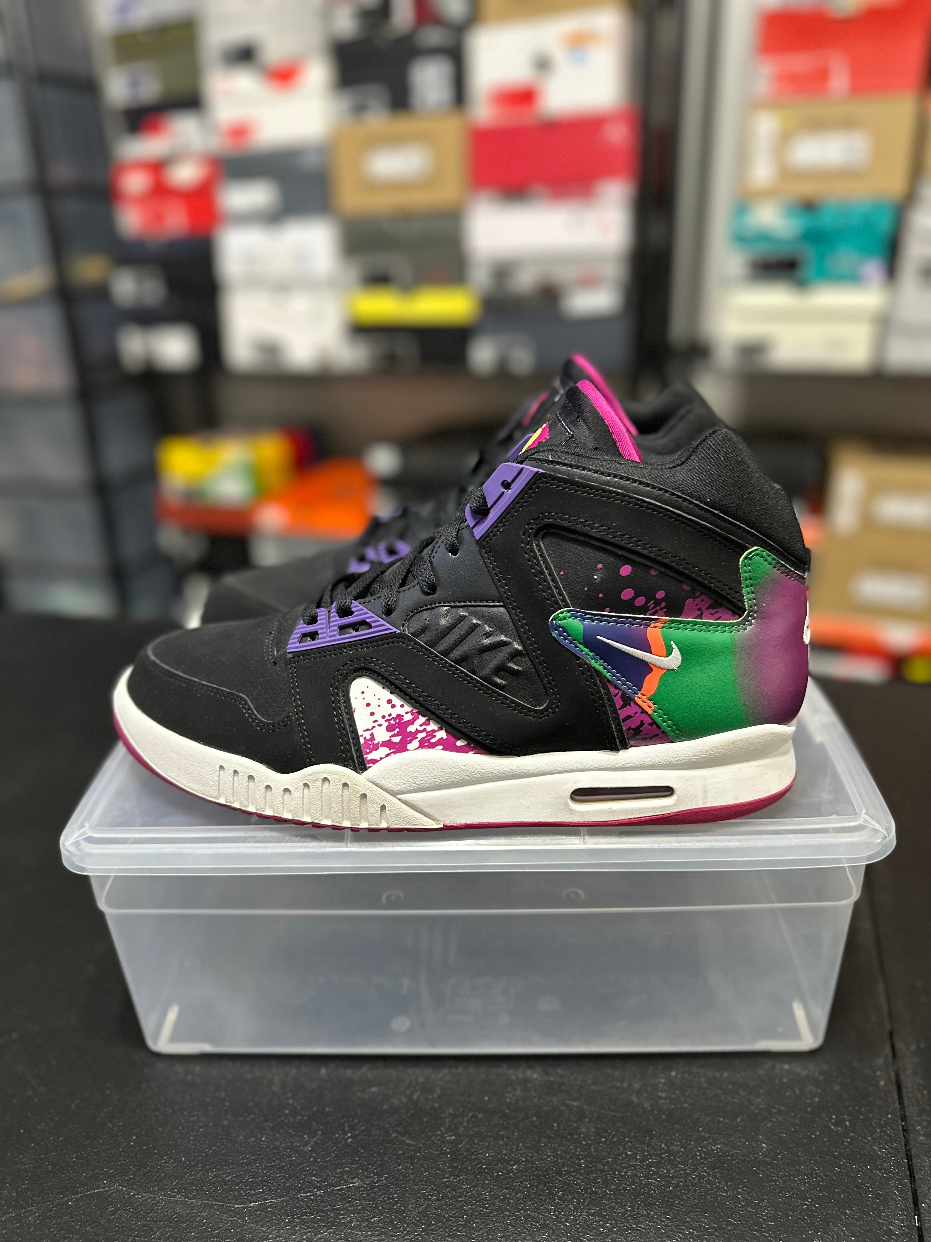 Size 13 - air tech challenge hybrid