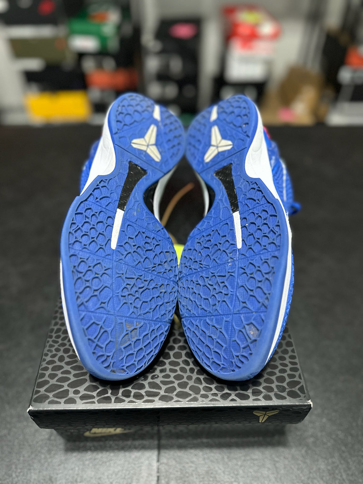 Size 8.5 - Kobe 6 Protro dodgers