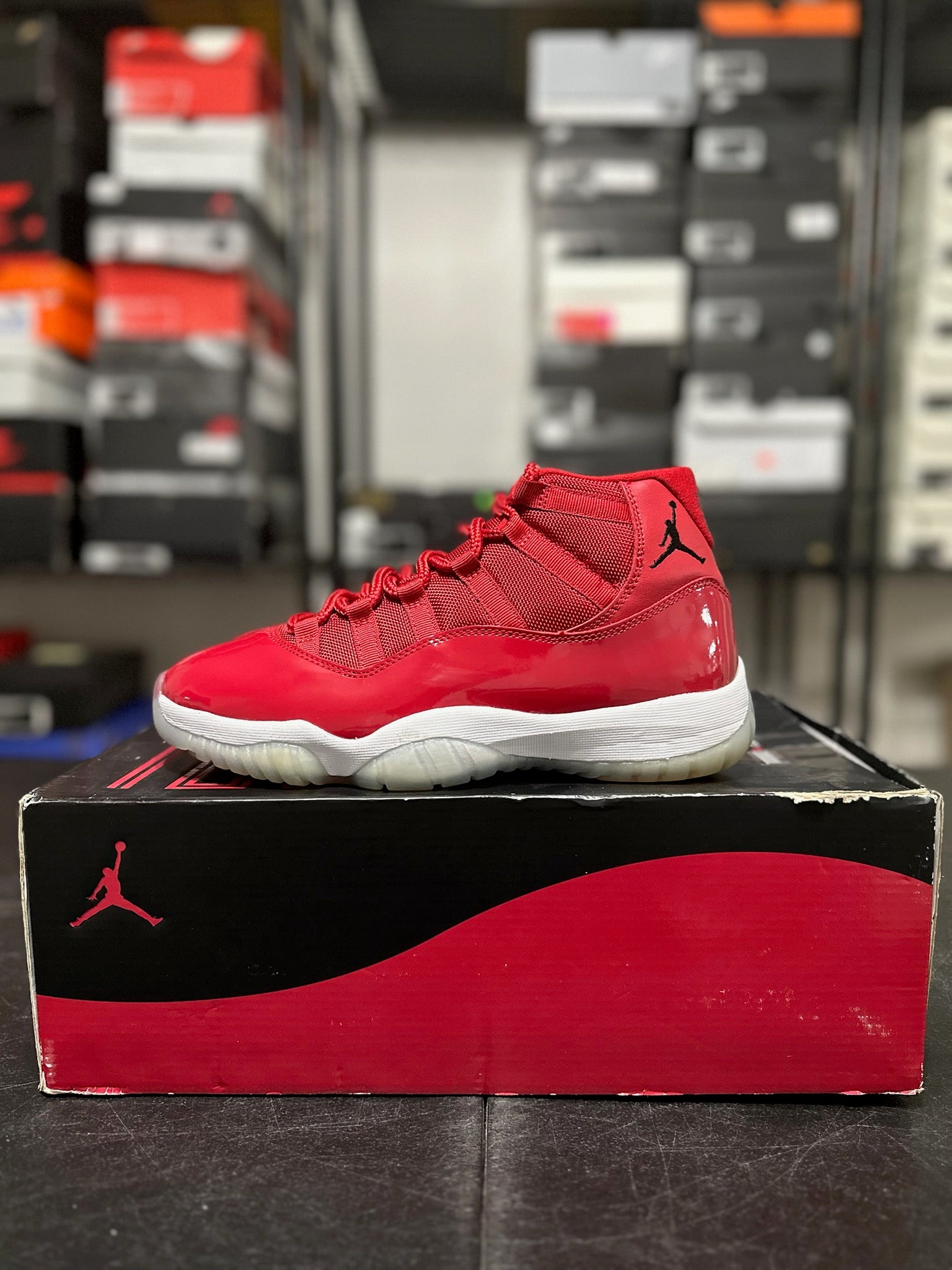 Size 8.5 - J11 Win Like 96