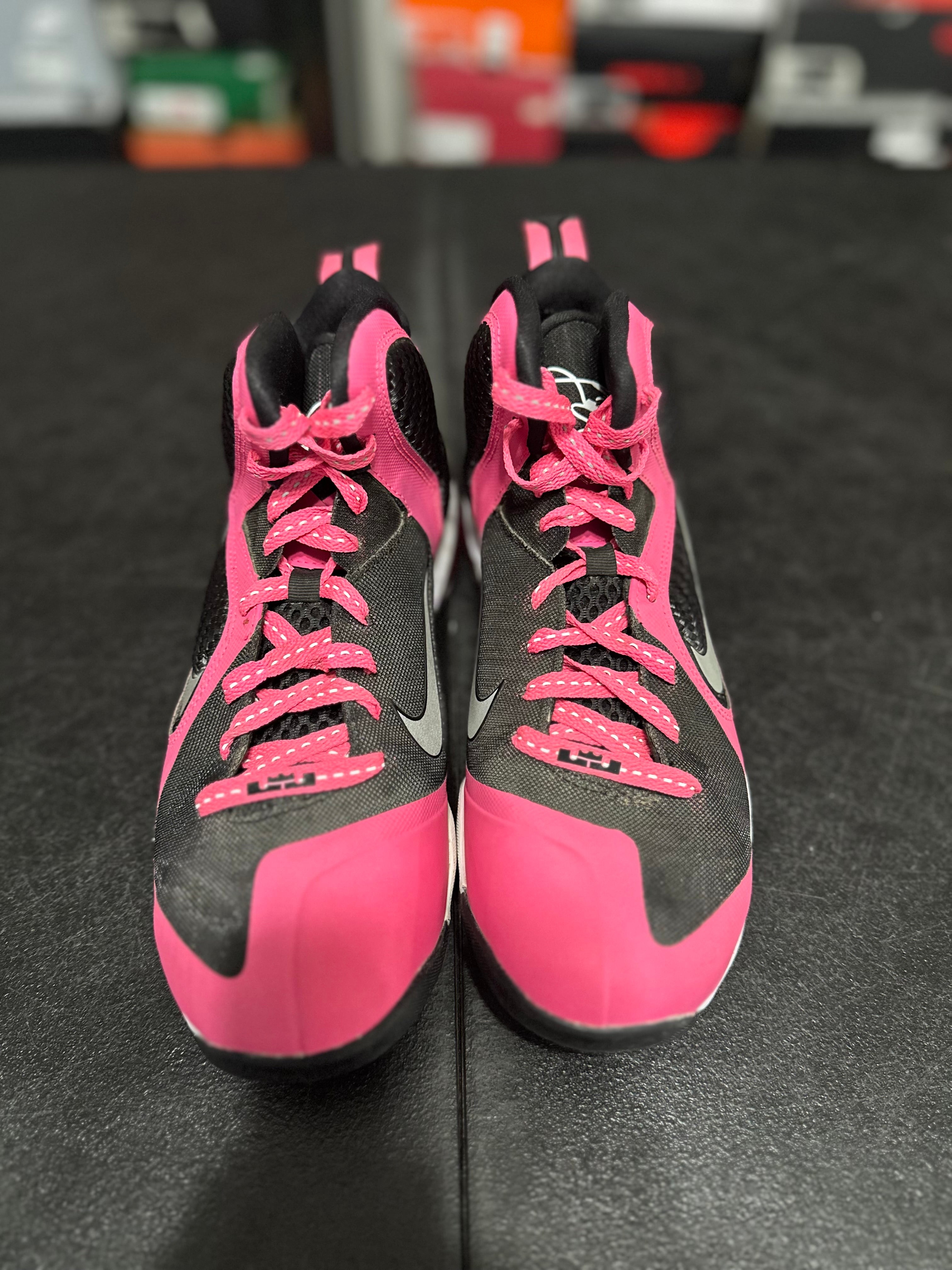 Size 6y - LeBron 9 black/pink