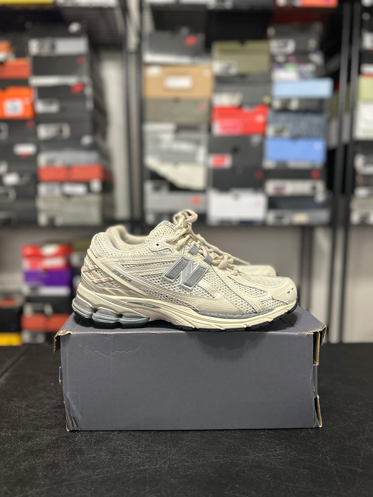 Size 9.5 - NB 2002r