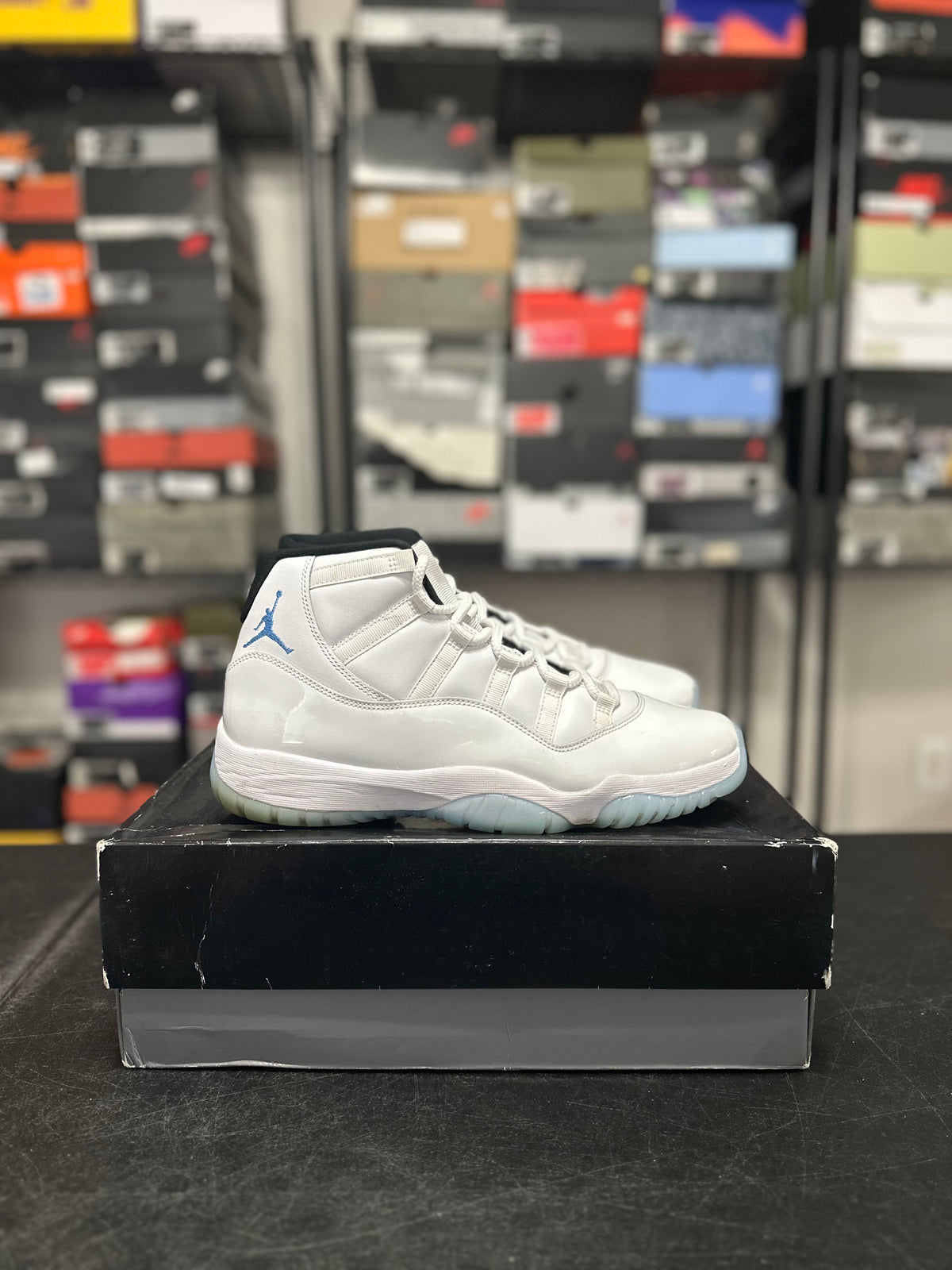 Size 11.5 - J11 legend blue