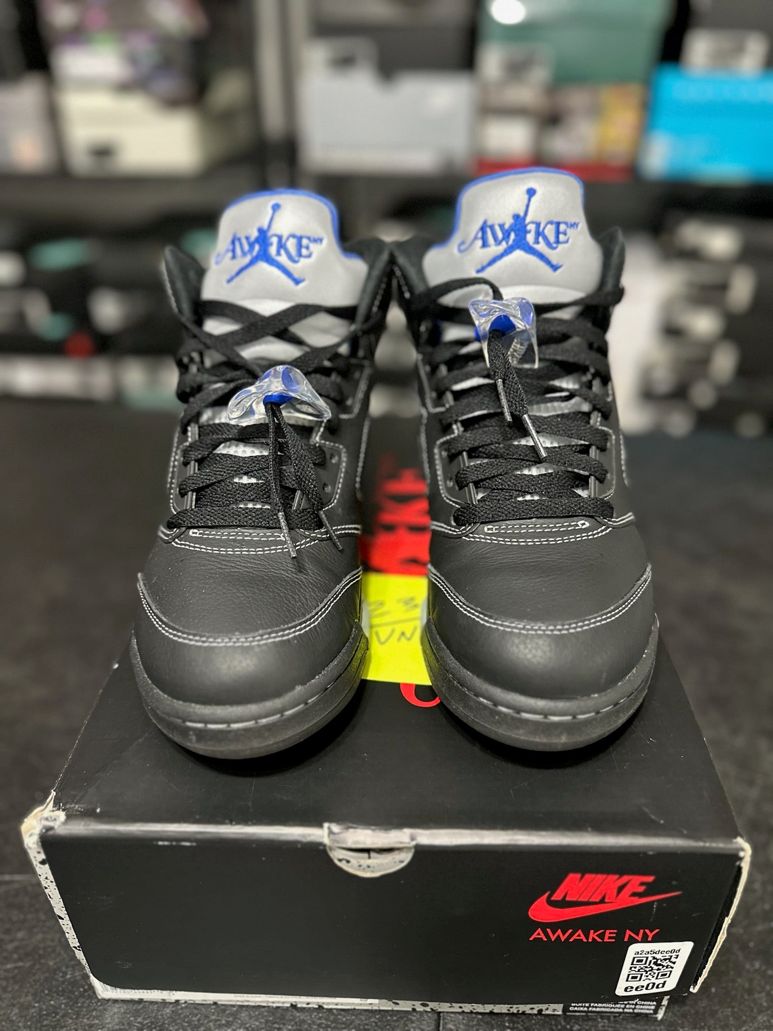 Size 8.5 - J5 Awake NY Black