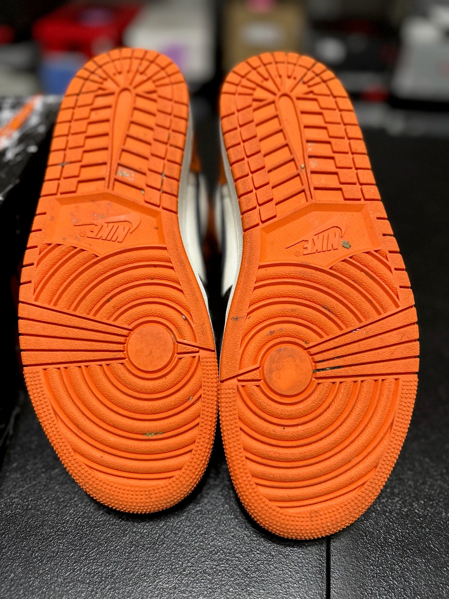 Size 9.5 - J1 Mid Shattered Backboard