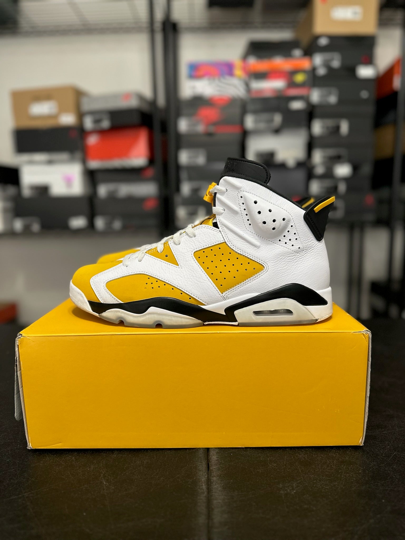 Size 14 - J6 yellow ochre