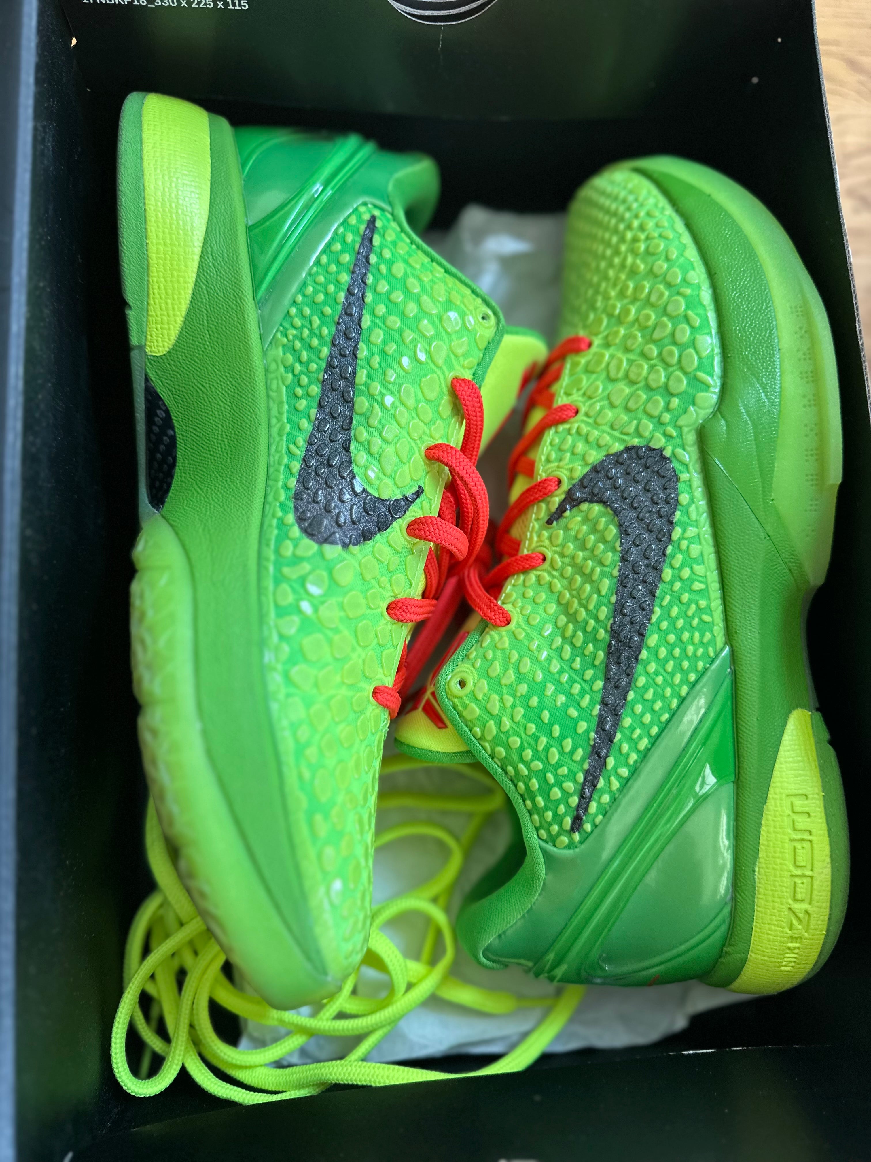 Size 8.5 - Kobe 6 protro grinch