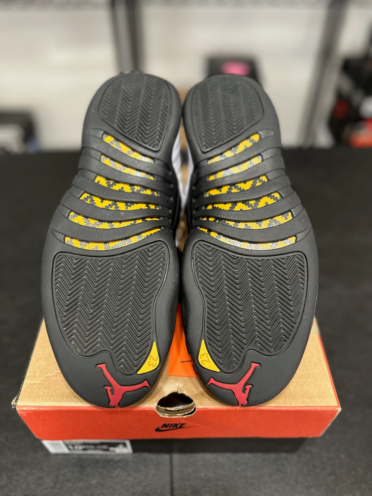 Size 10.5 - J12 Taxi