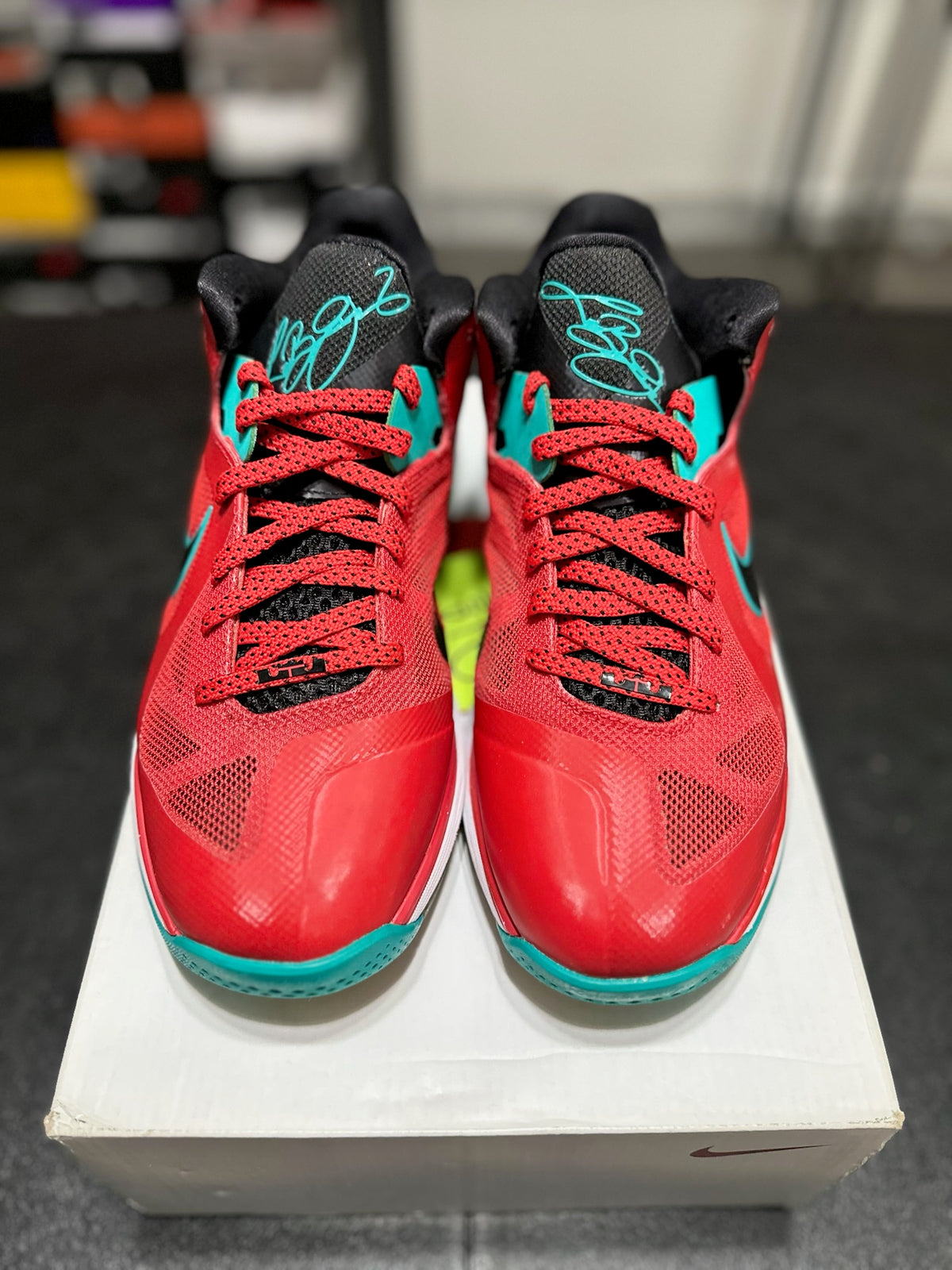 Size 9 - LeBron 9 low Liverpool