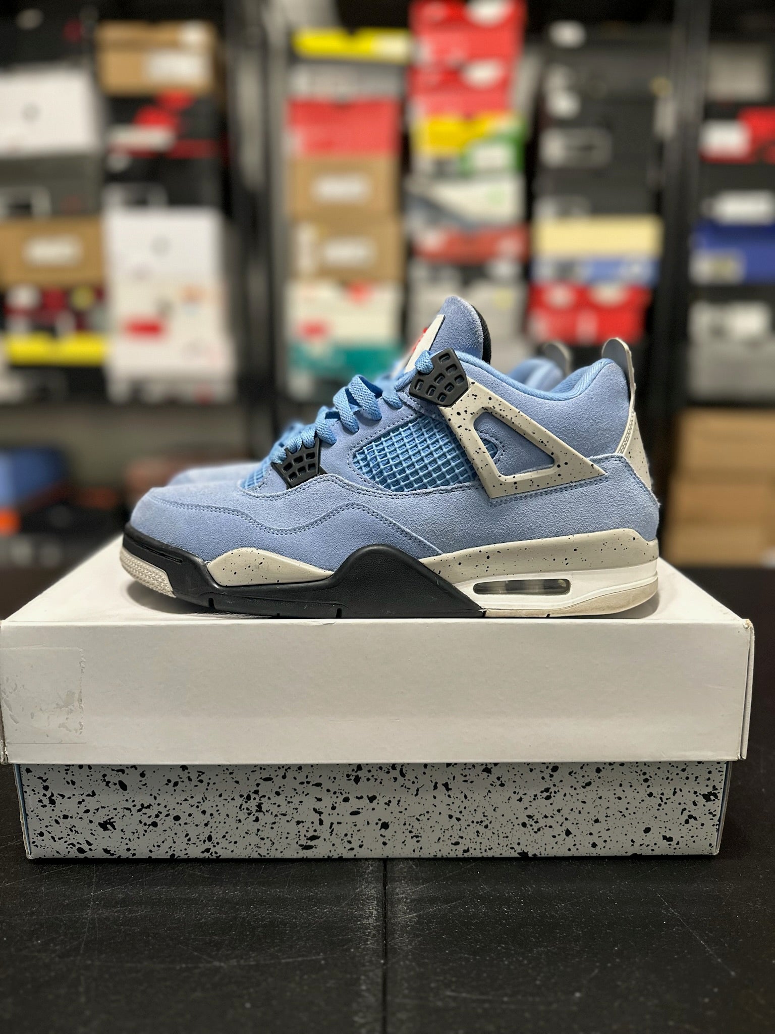 Size 10 - J4 University Blue