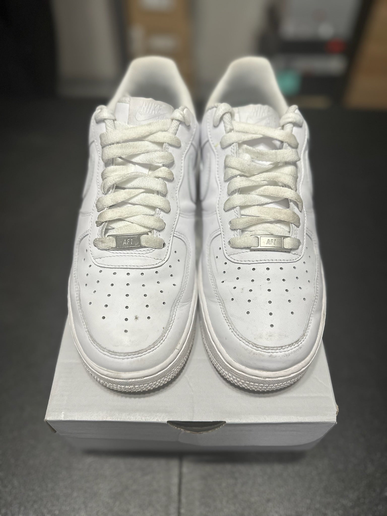 Size 9 - AF 1 ‘07 White