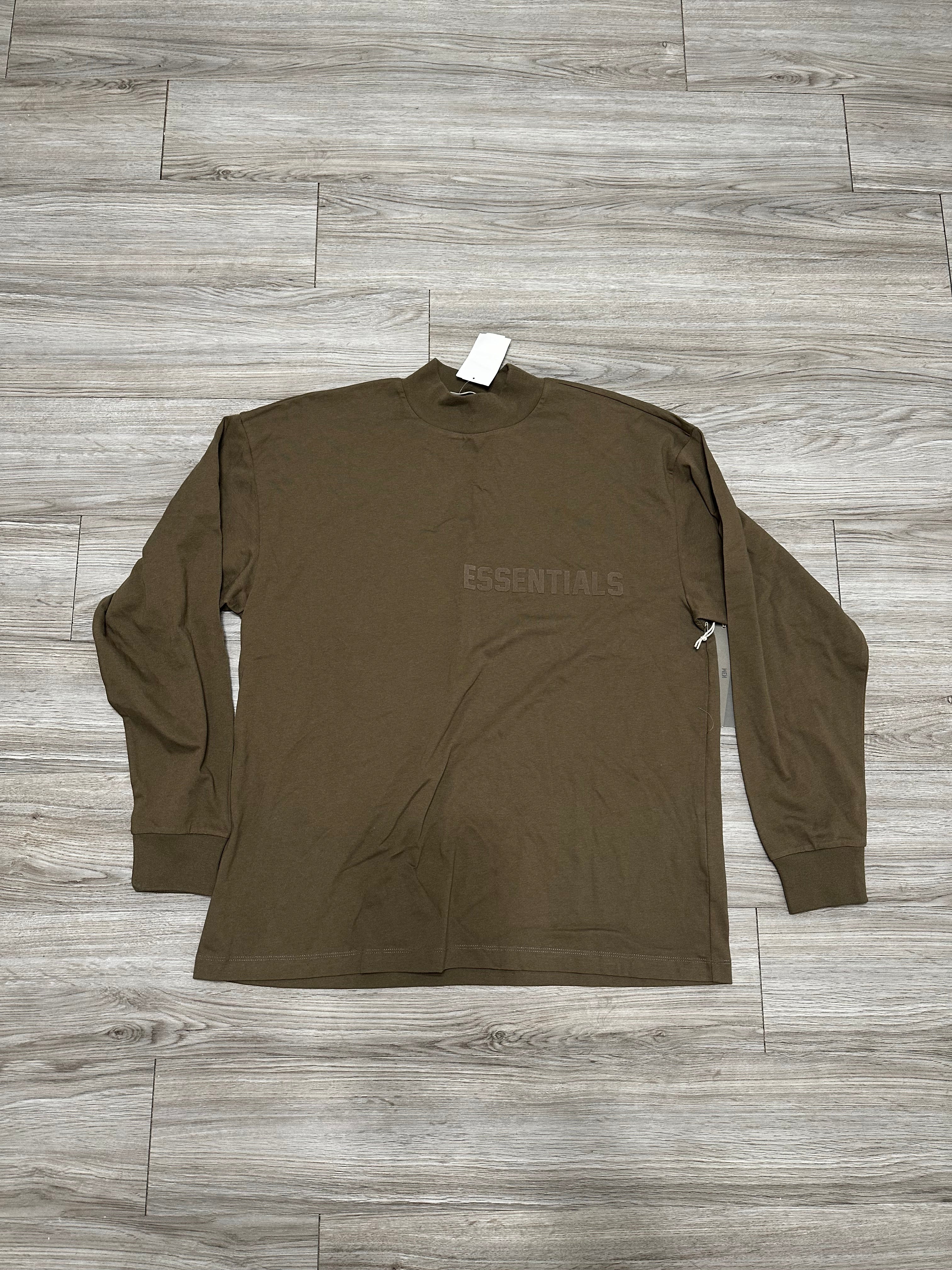 Size S - essentials longsleeve tee