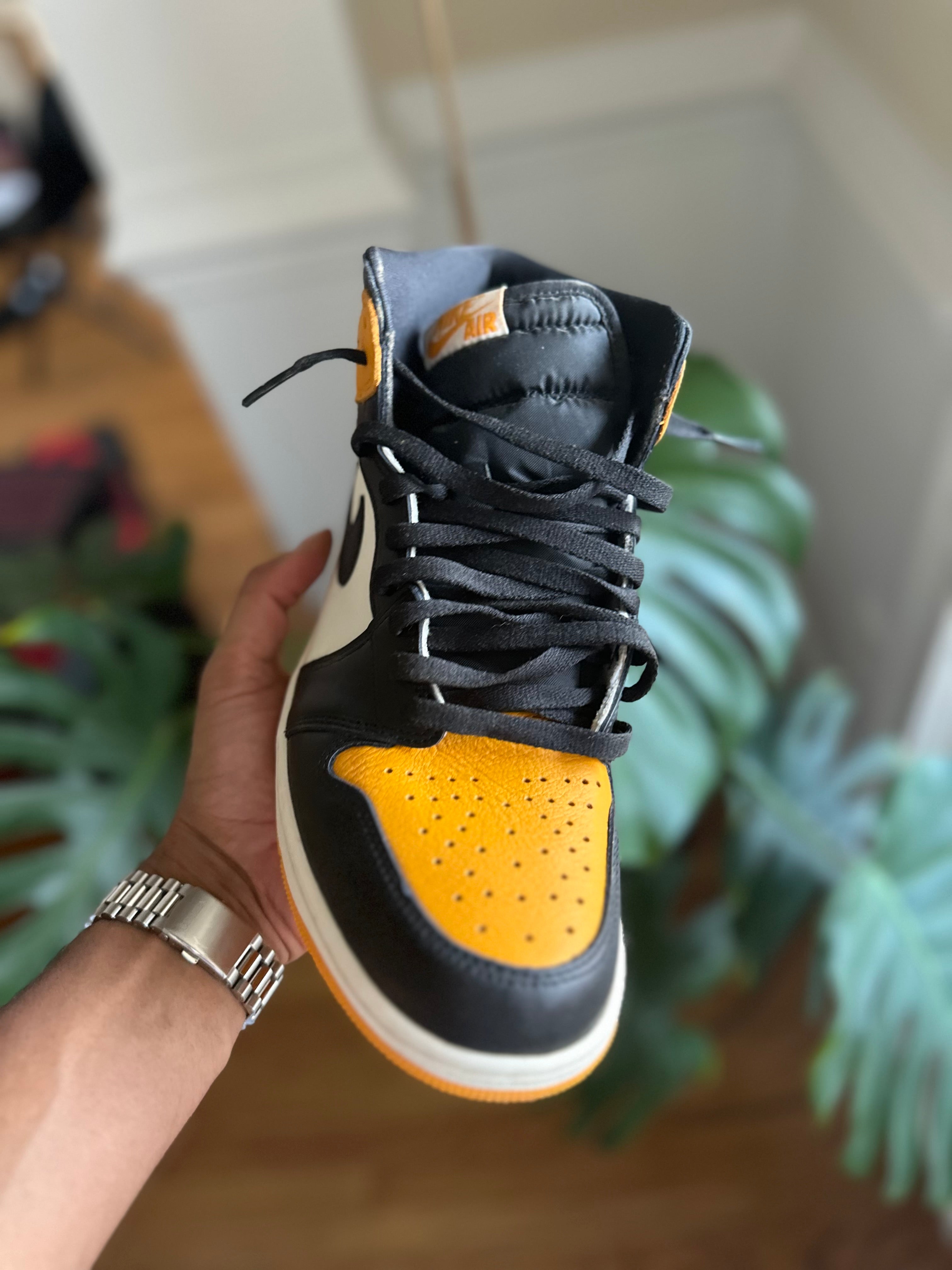 Size 9.5 - J1 taxi