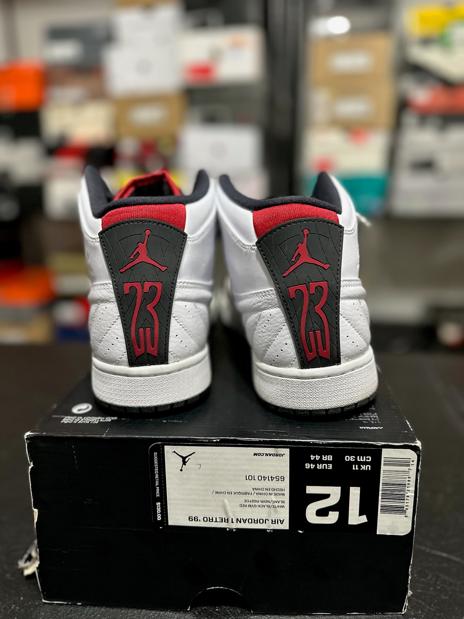 Size 12 - J1 99 Black Toe