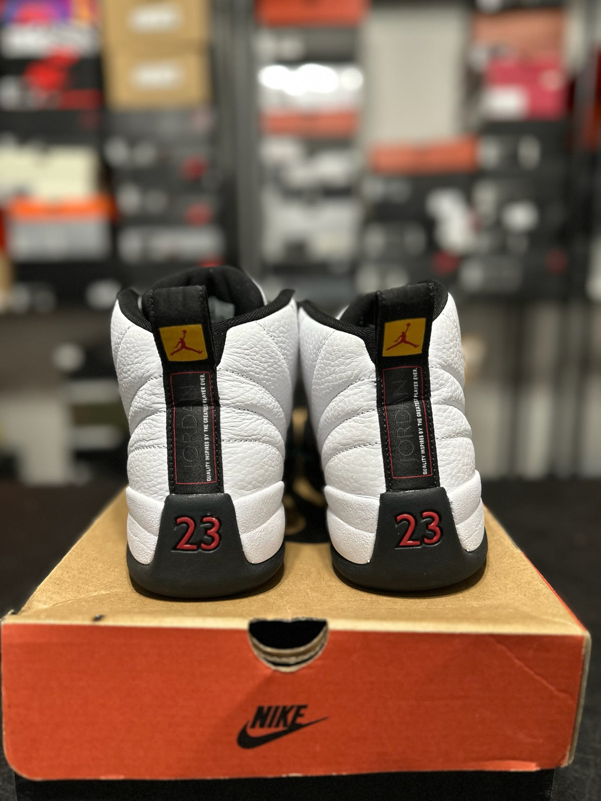 Size 7.5 - J12 Taxi