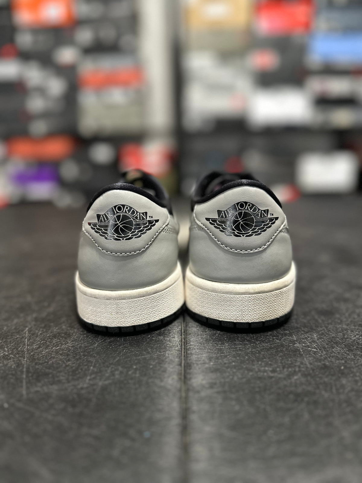 Size 9 - J1 low shadow 2015