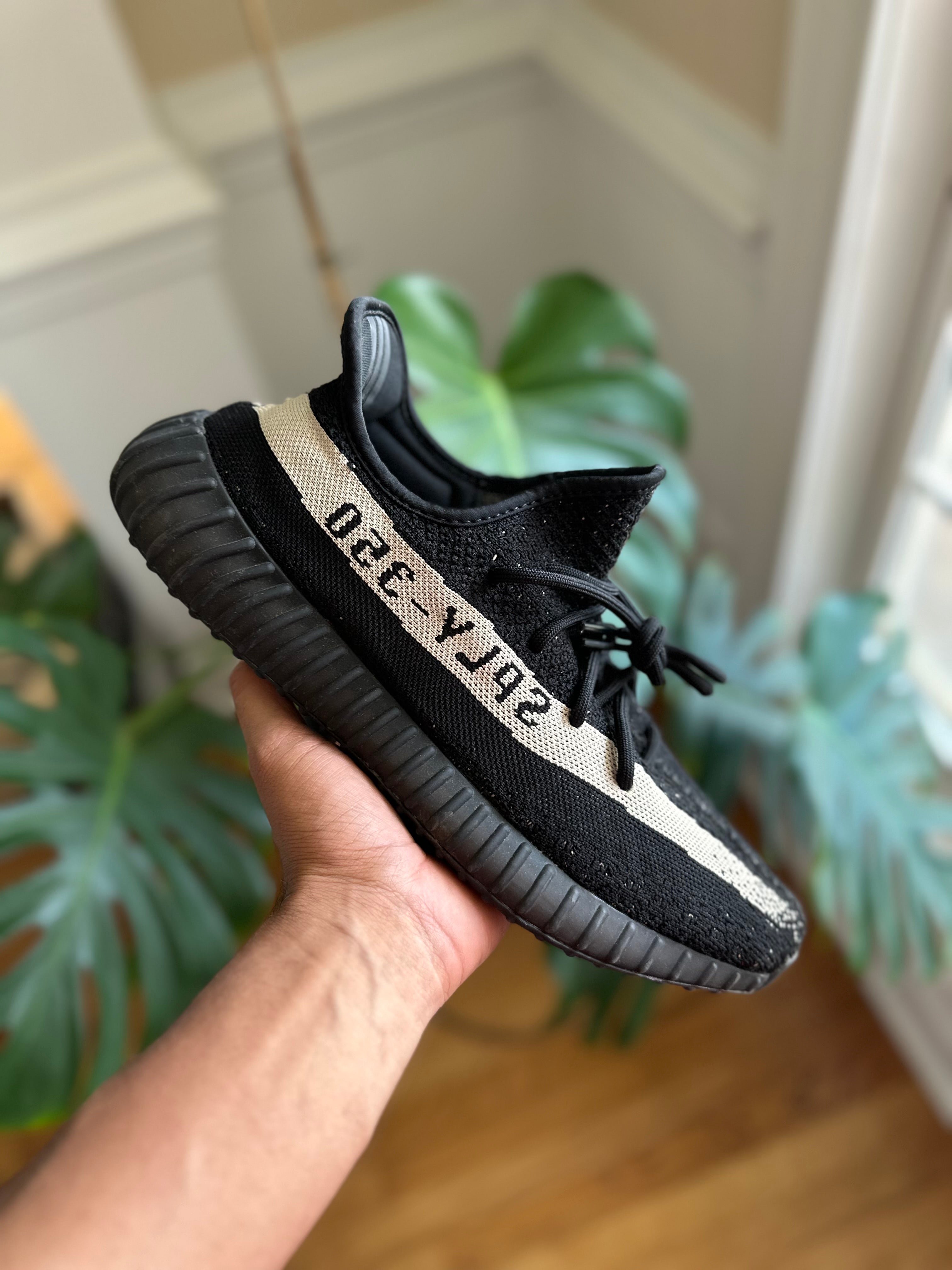 Size 12 - YZY 350 Oreo