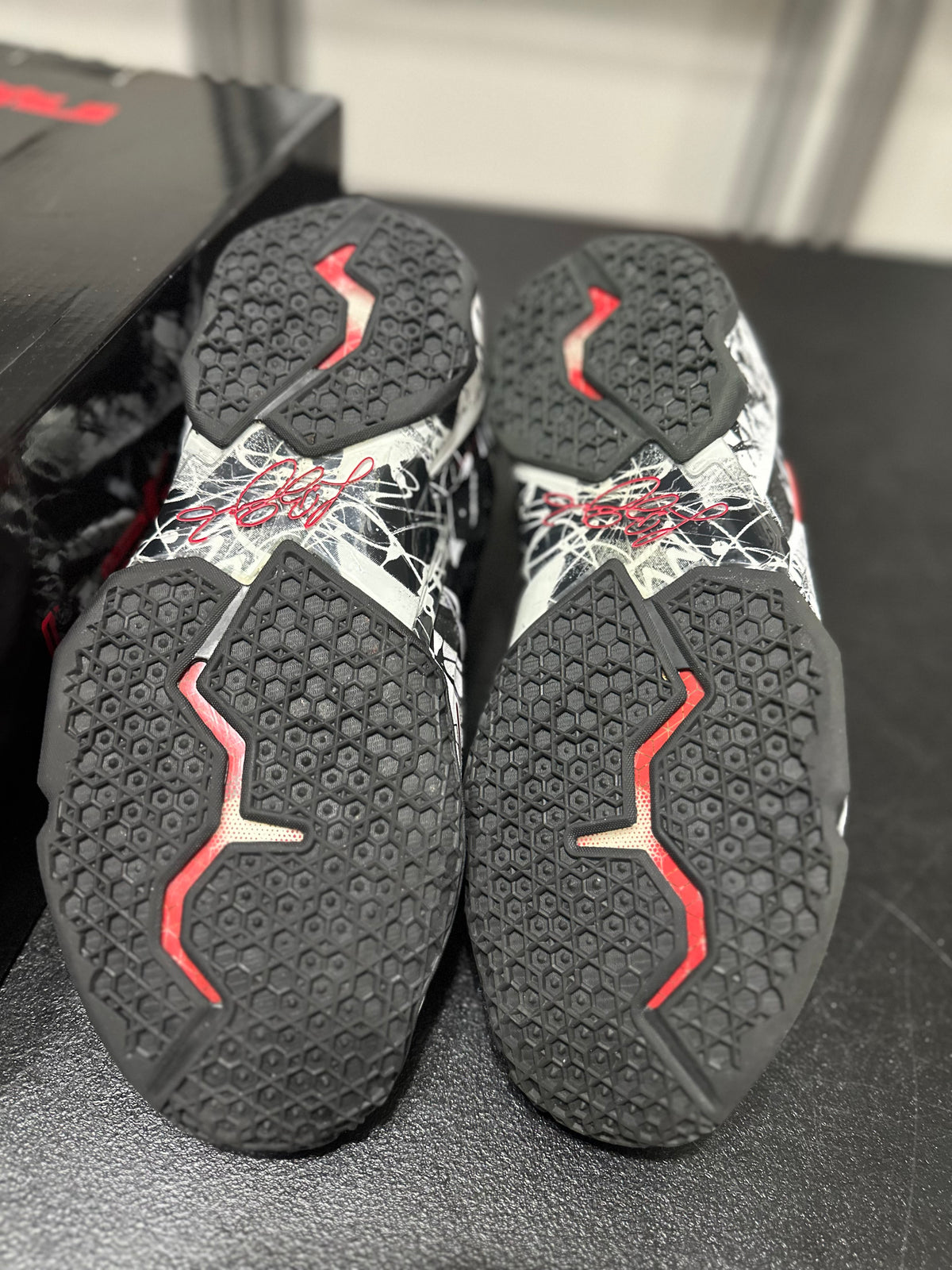 Size 10 - LeBron 11 graffiti
