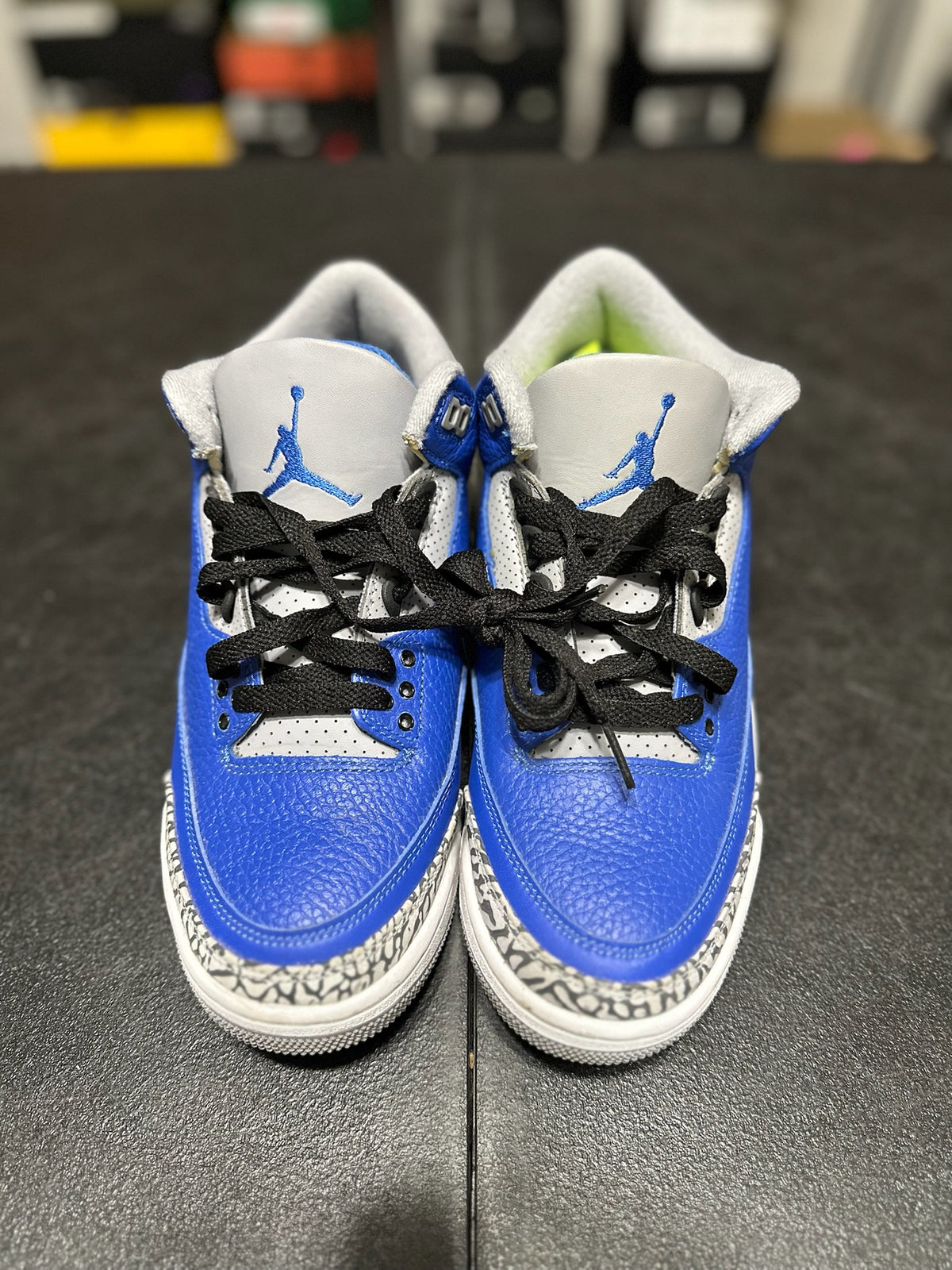 Size 7 - j3 varsity royal cement