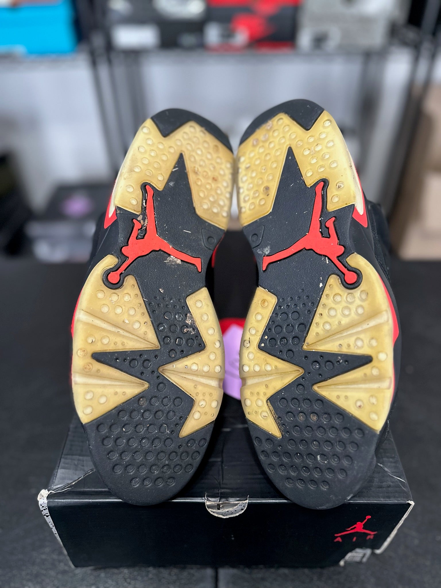 Size 11 - J6 Infrared Black