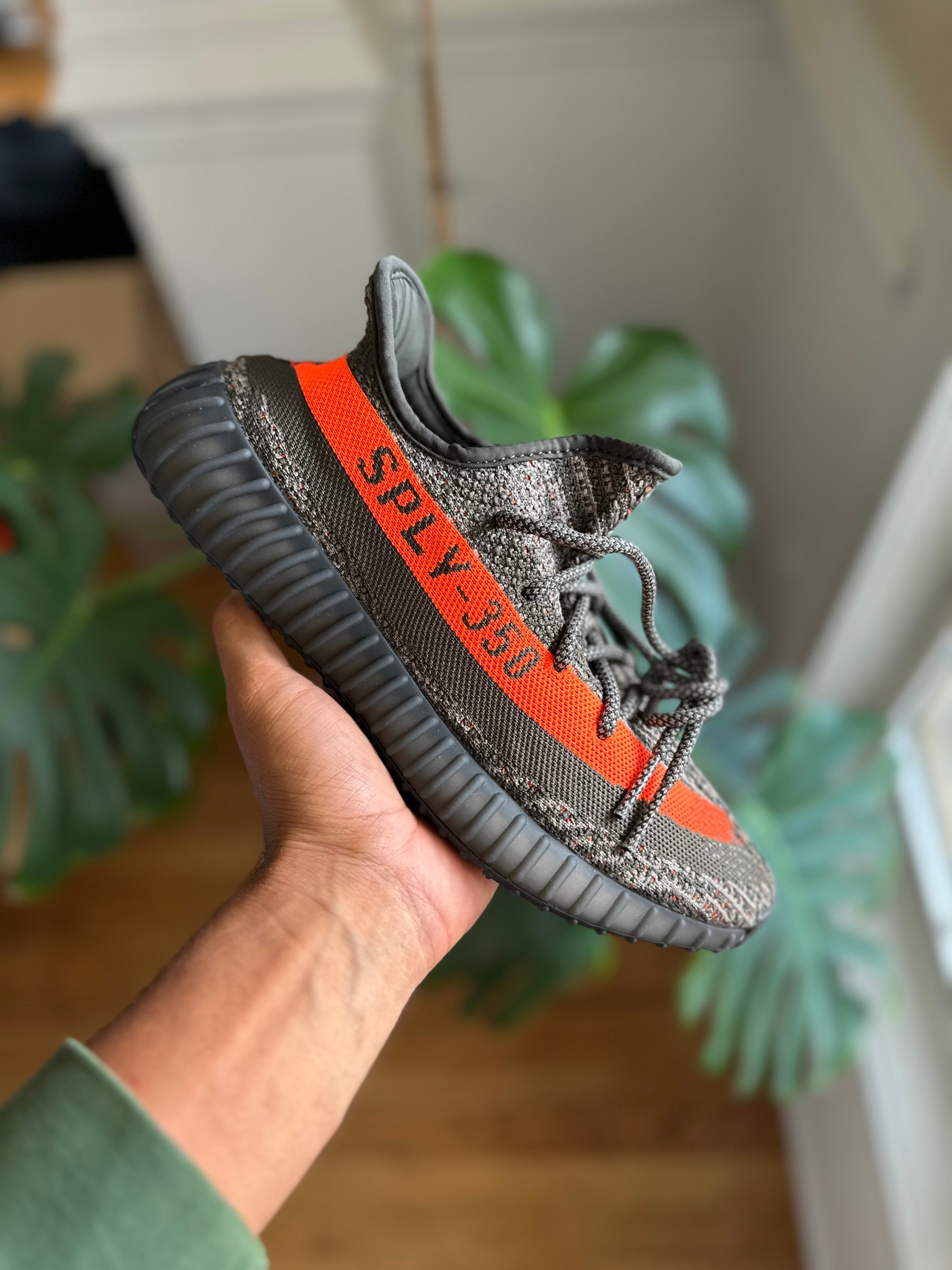Size 8.5 - YZY 350 carbon beluga