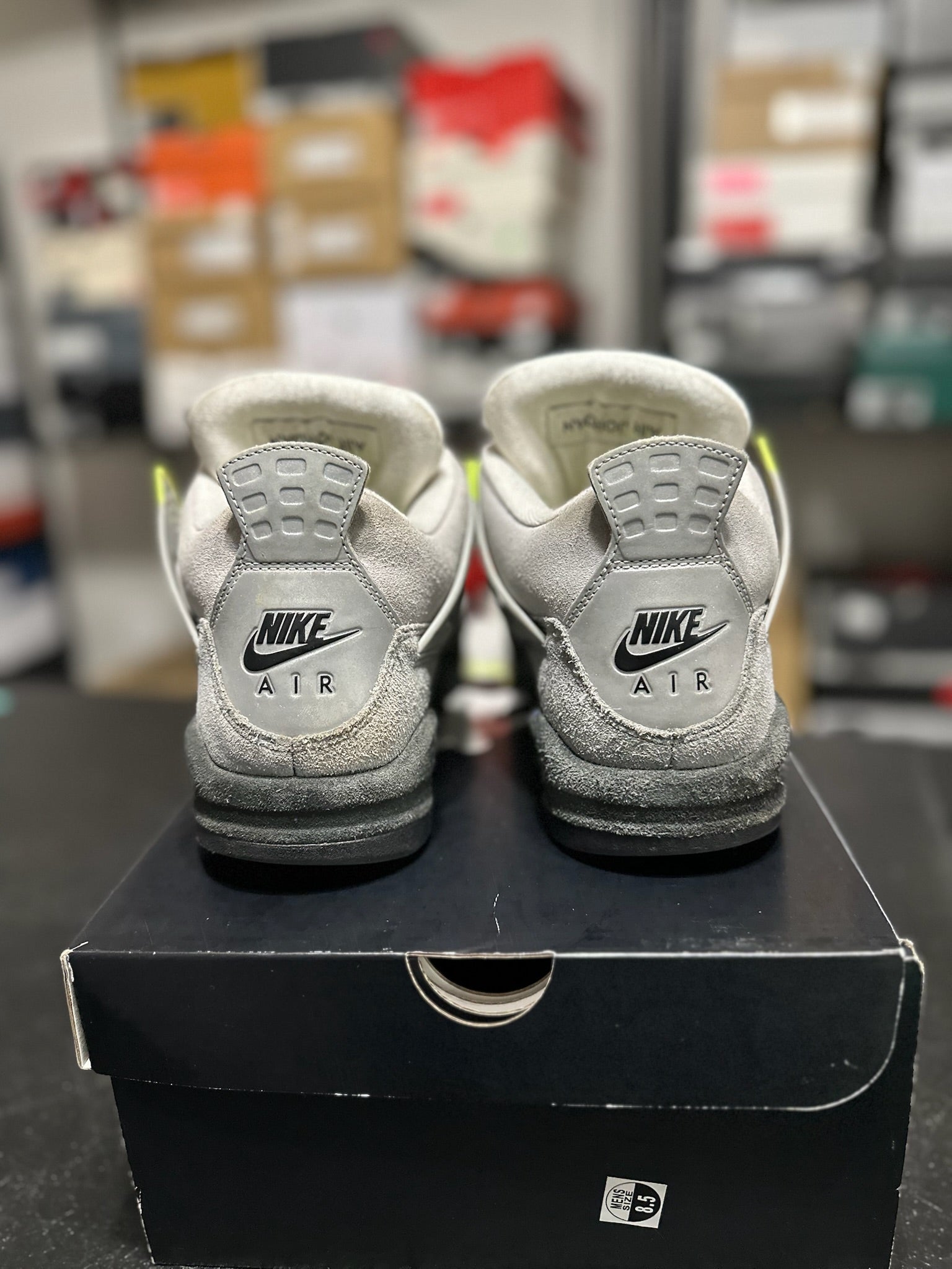 Size 8.5 - J4 95 Neon