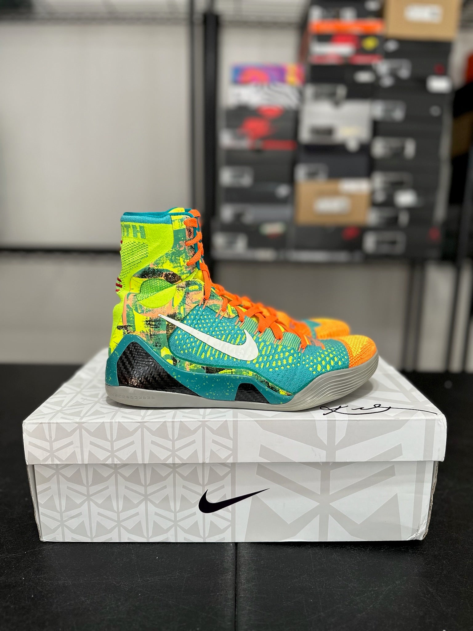 Size 9 - Kobe 9 Elite Influence