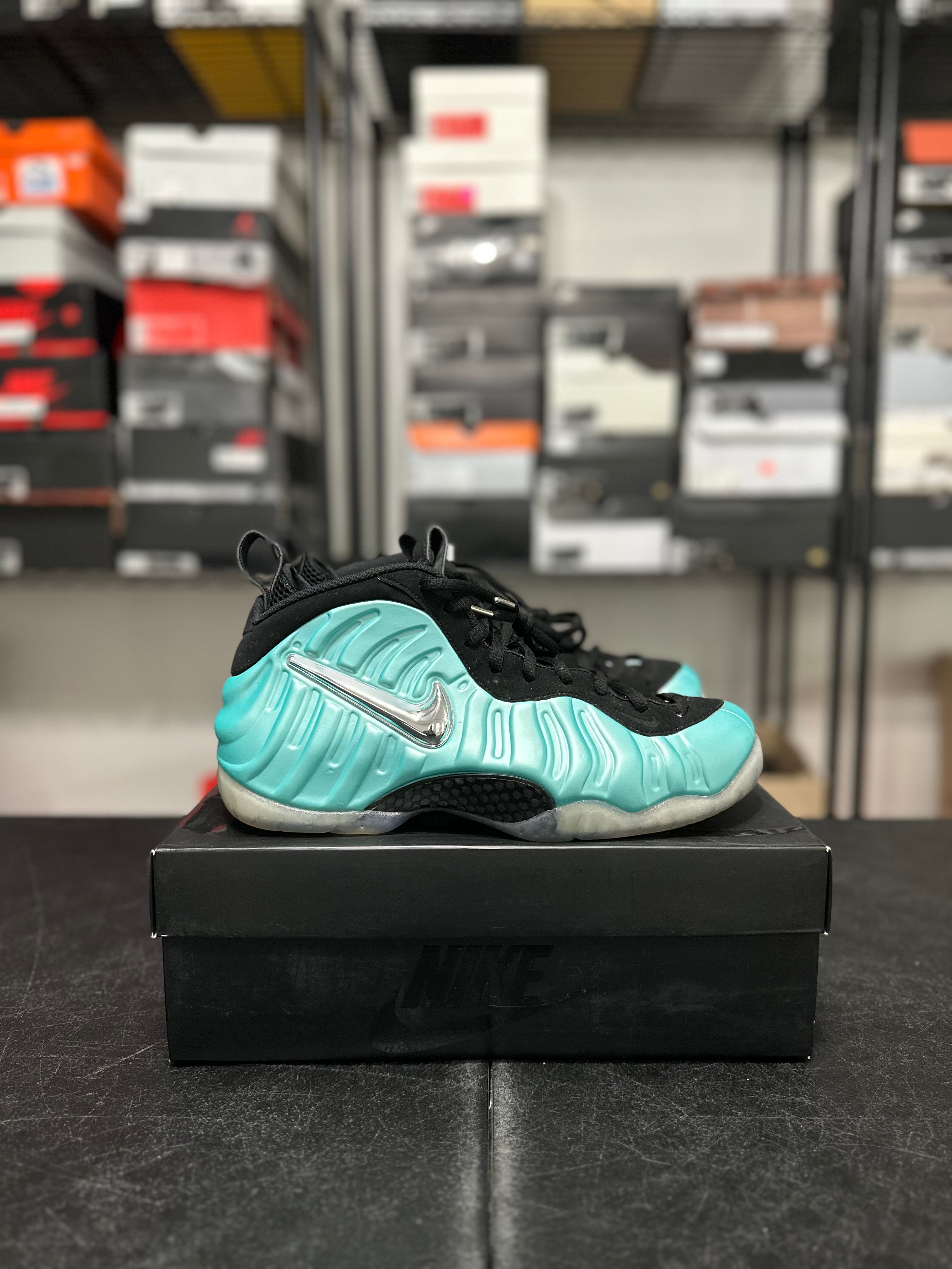 Size 10.5 - Foamposite pro island green