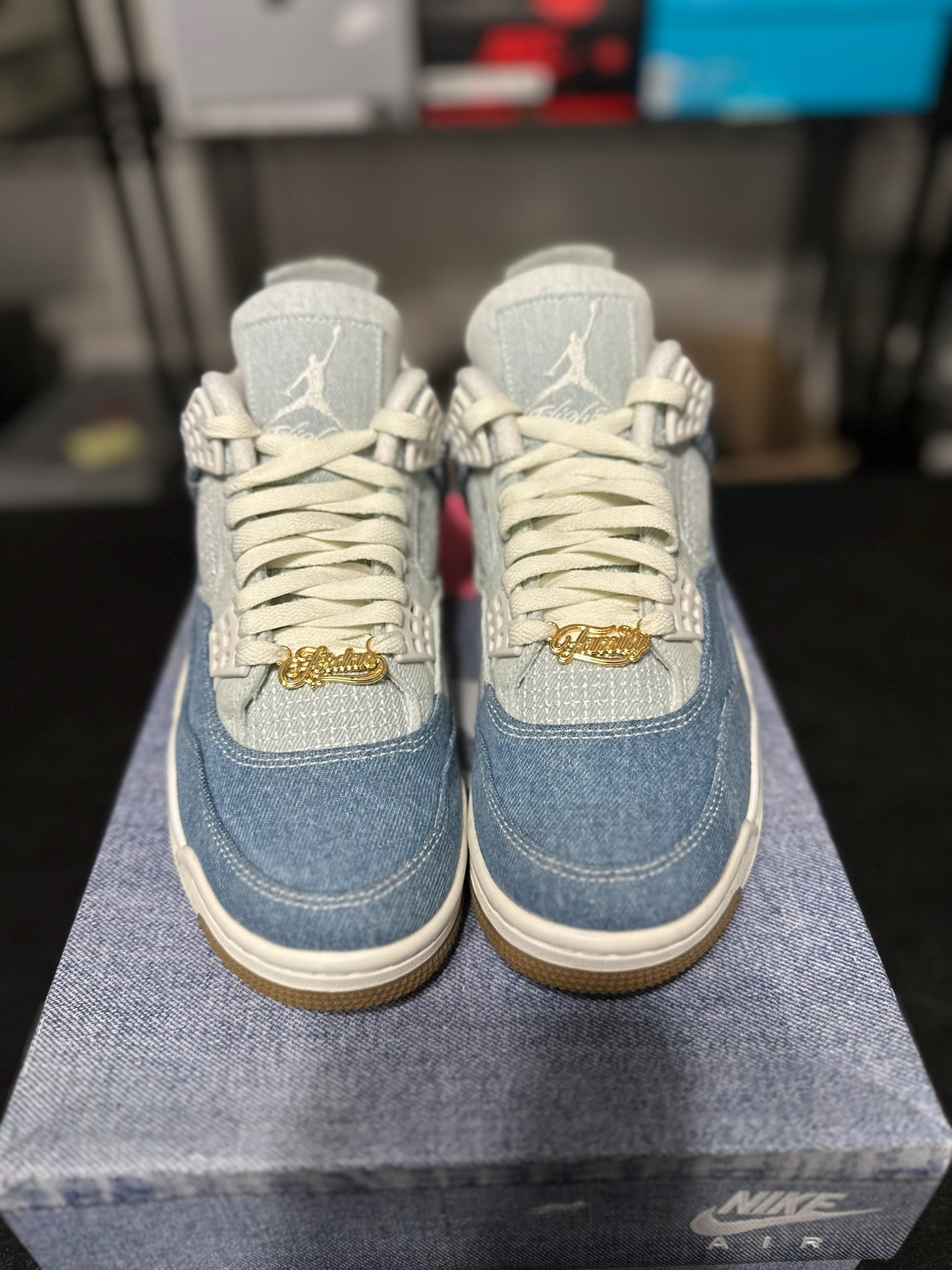 Size 7 - (8.5W) J4 Denim Worn Blue