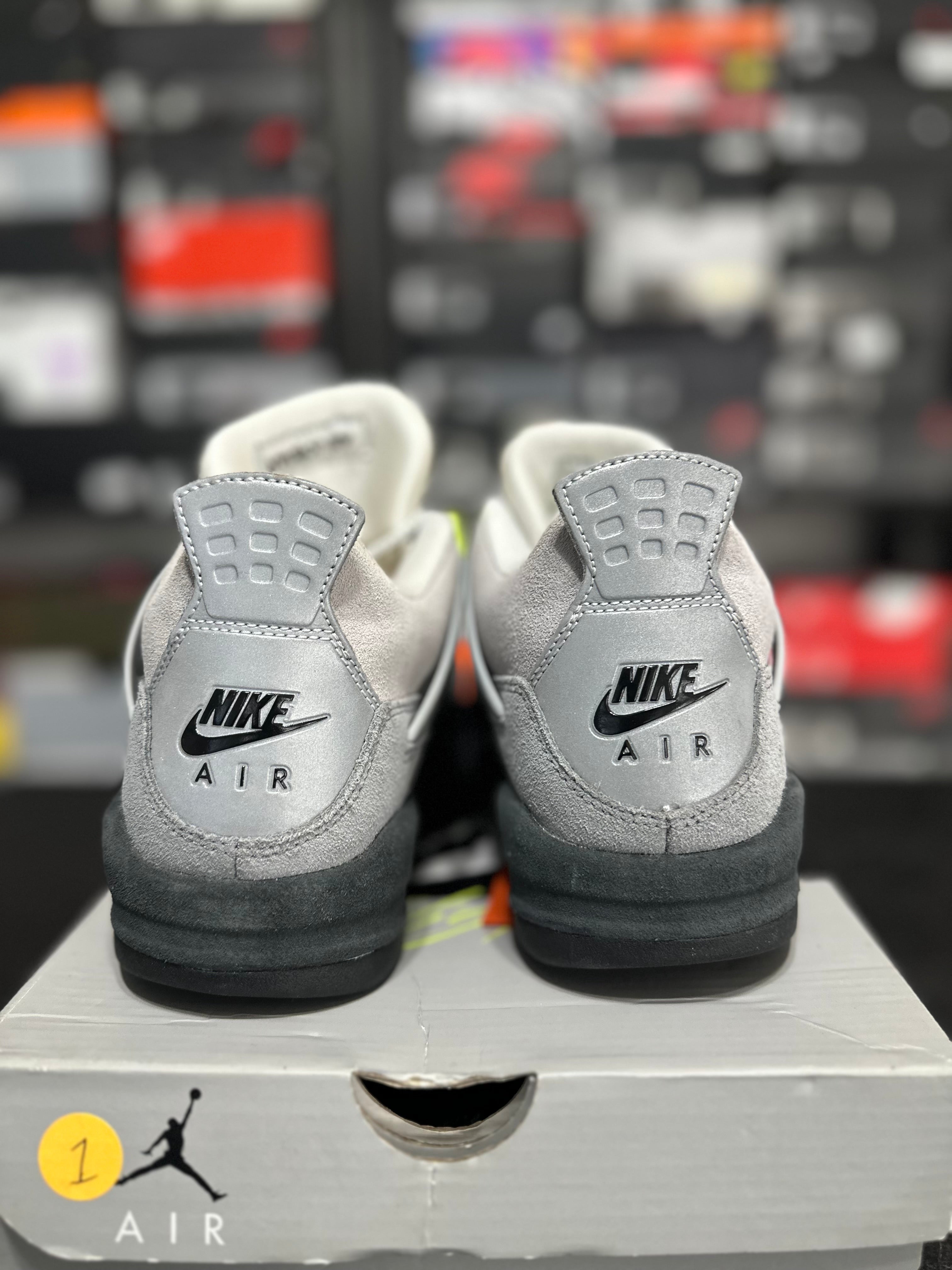 Size 7y - J4 neon