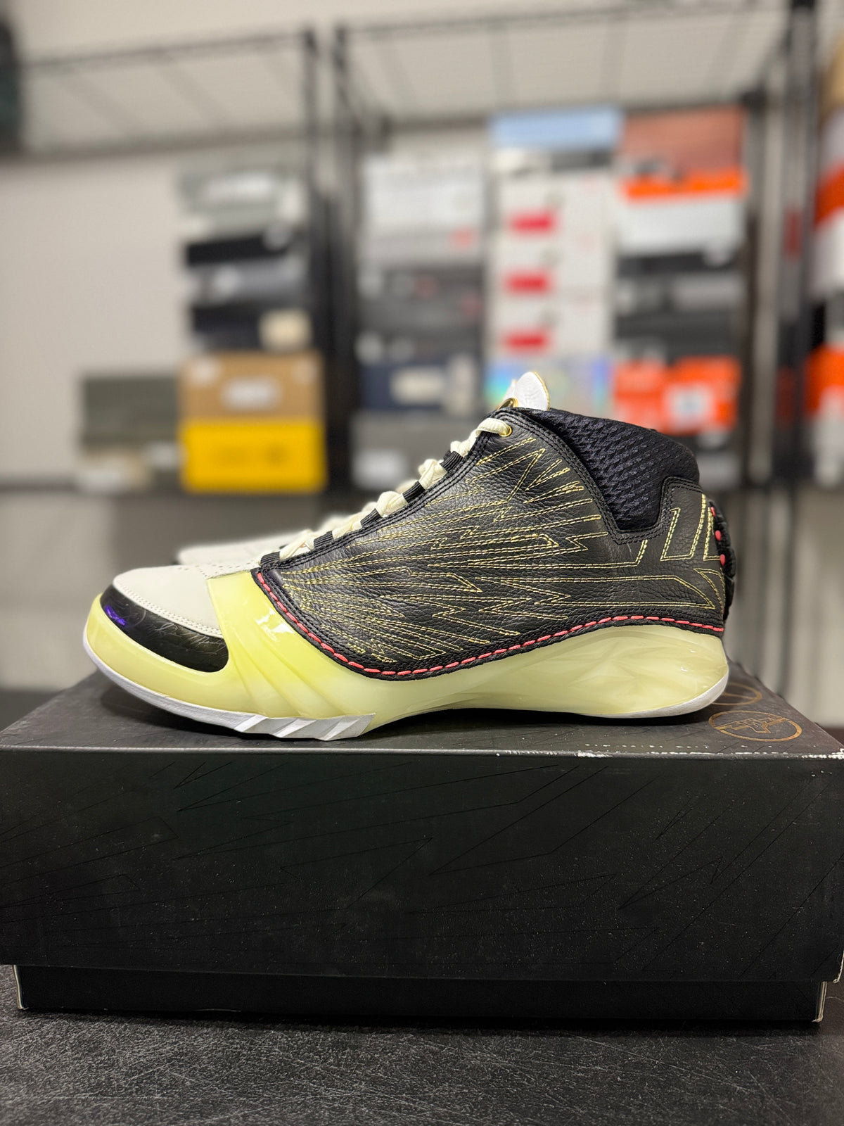 Size 12.5 - J23 Titan