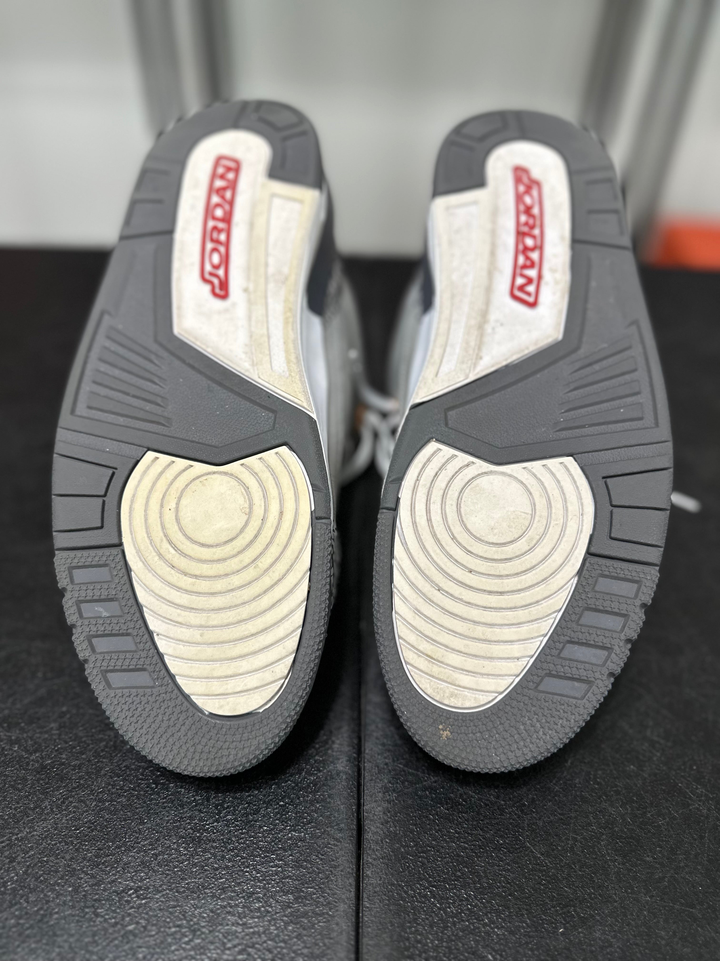 Size 13 - J3 cool grey