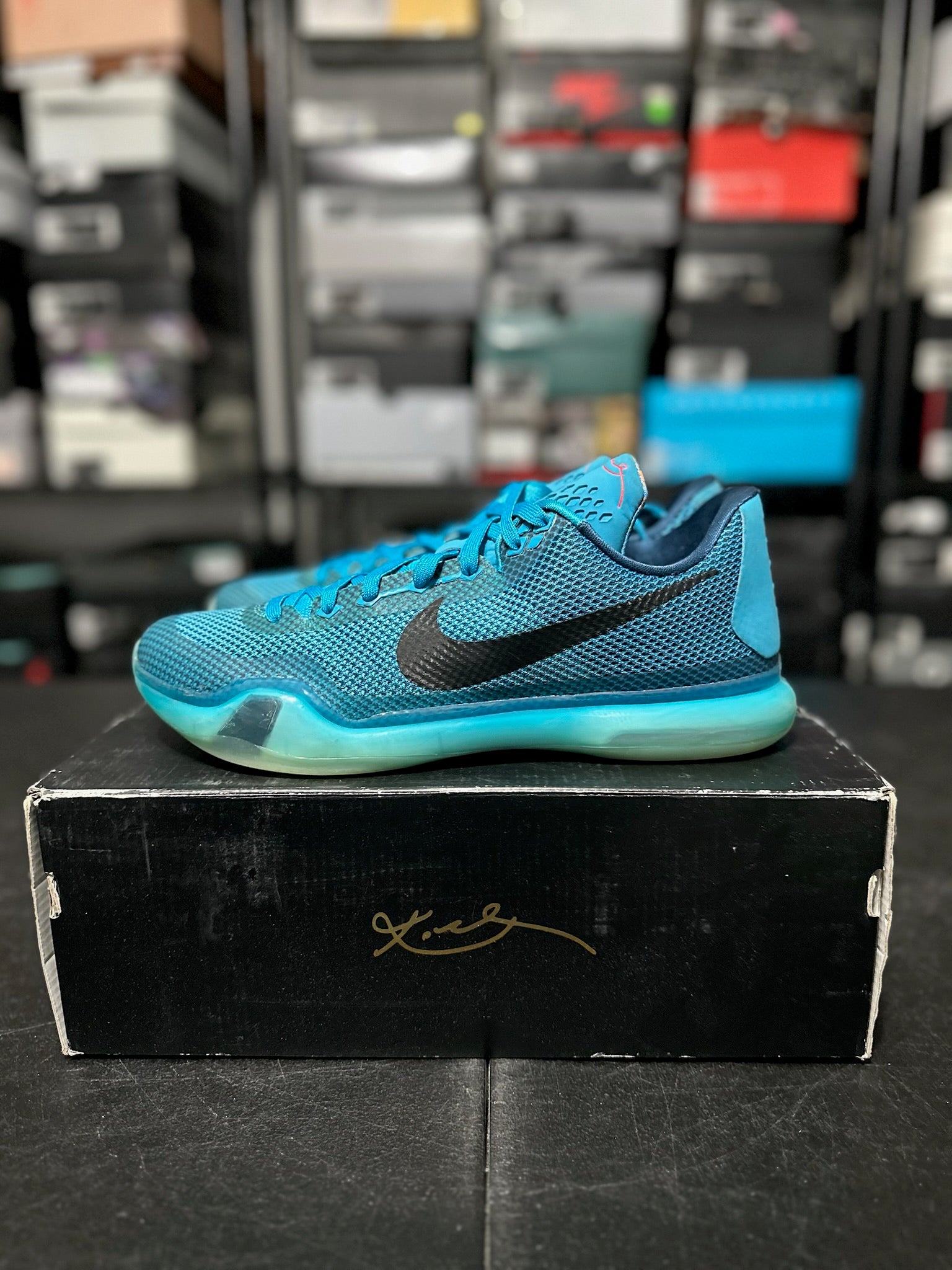 Size 10 - Kobe 10 5AM Flight