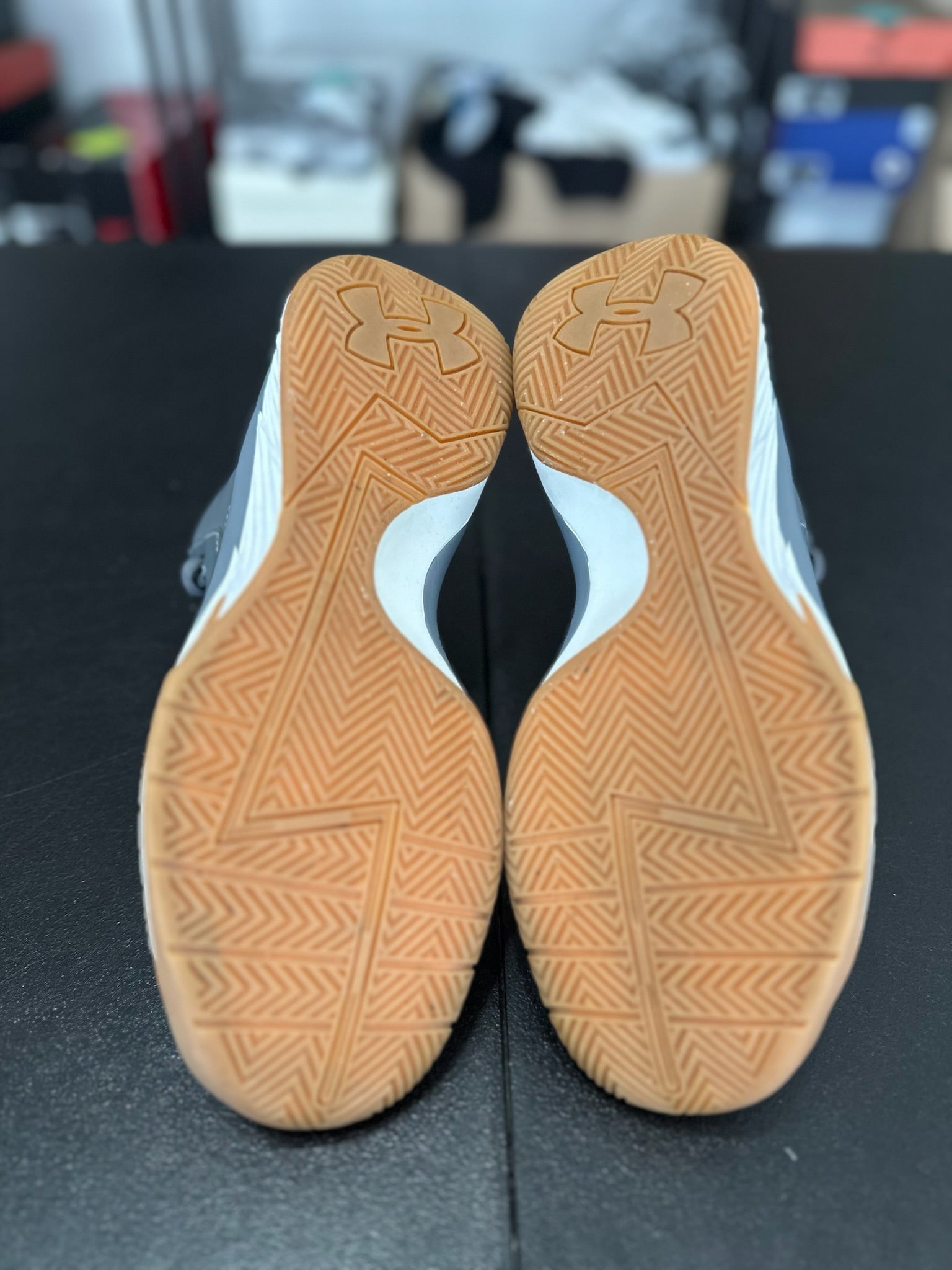 Size 9.5 - Curry 1 Lux Grey/White