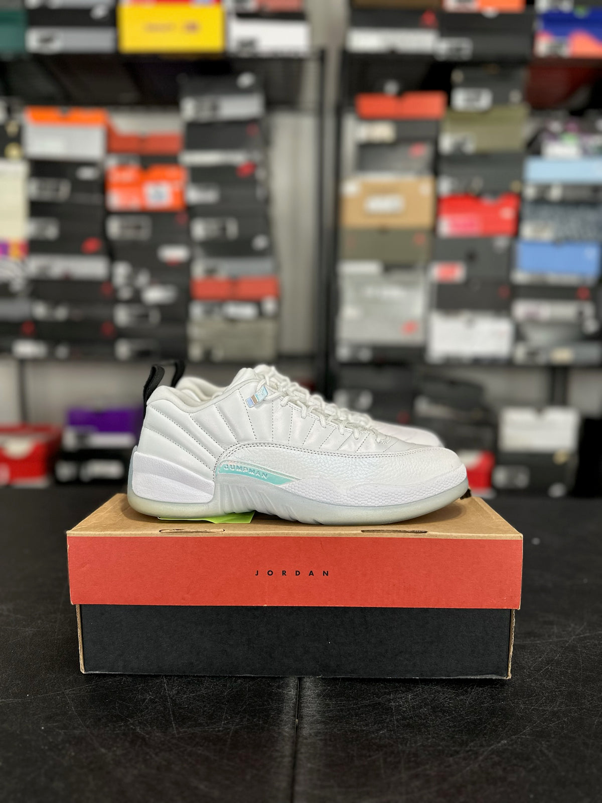 Size 9.5 - j12 low Easter