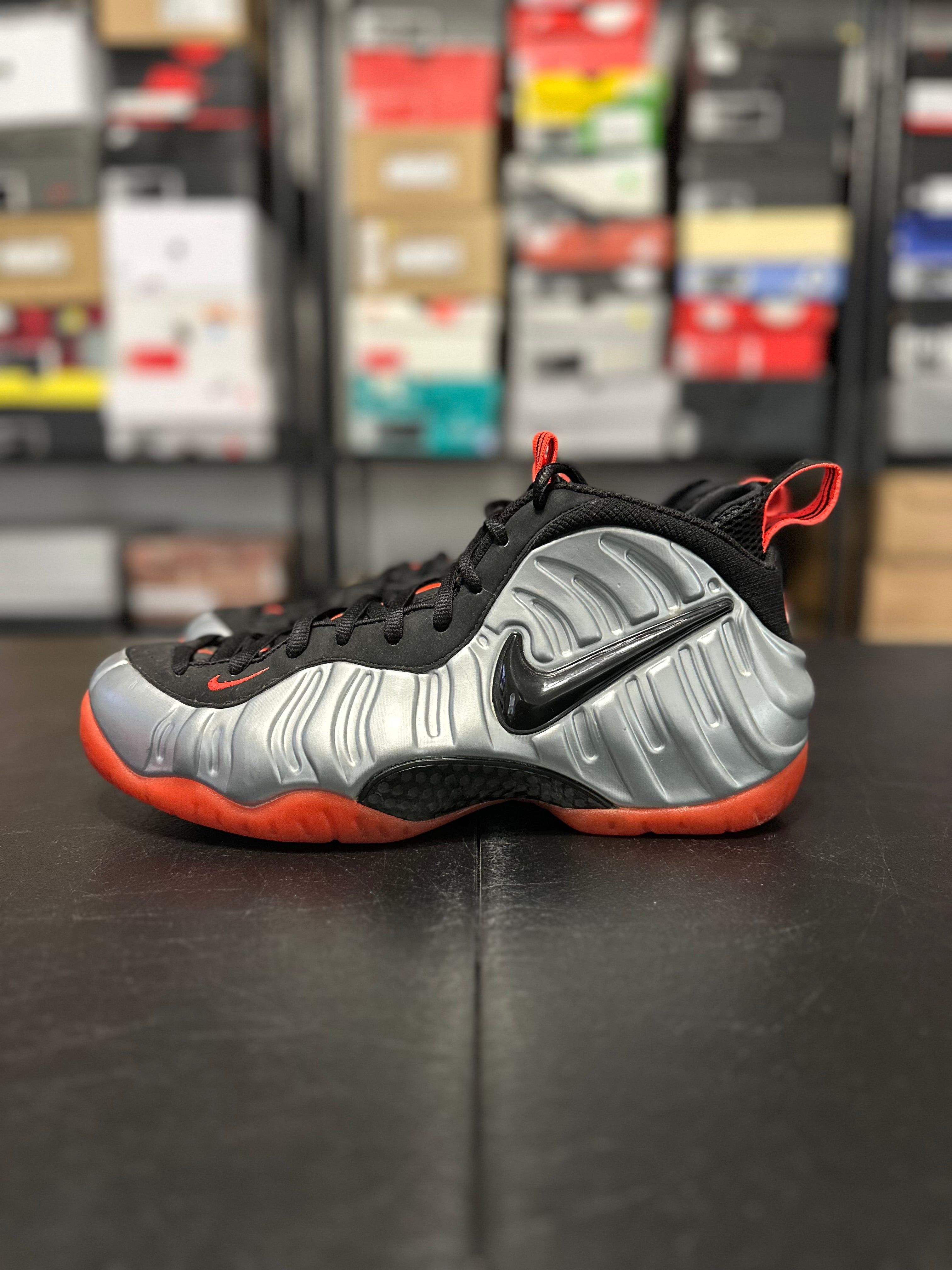 Size 11.5 - Foamposite pro crimson