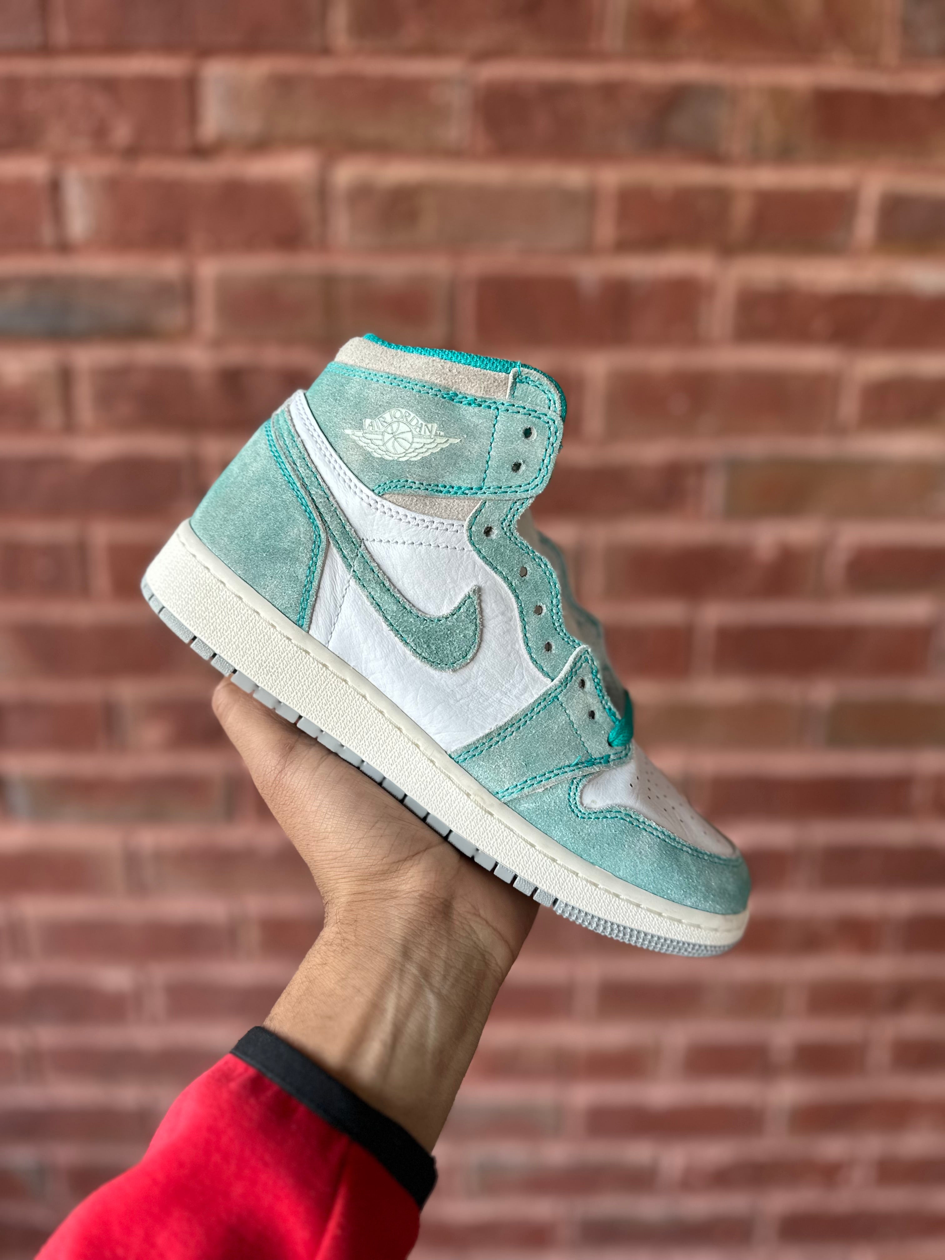 Size 5.5y - J1 turbo Green