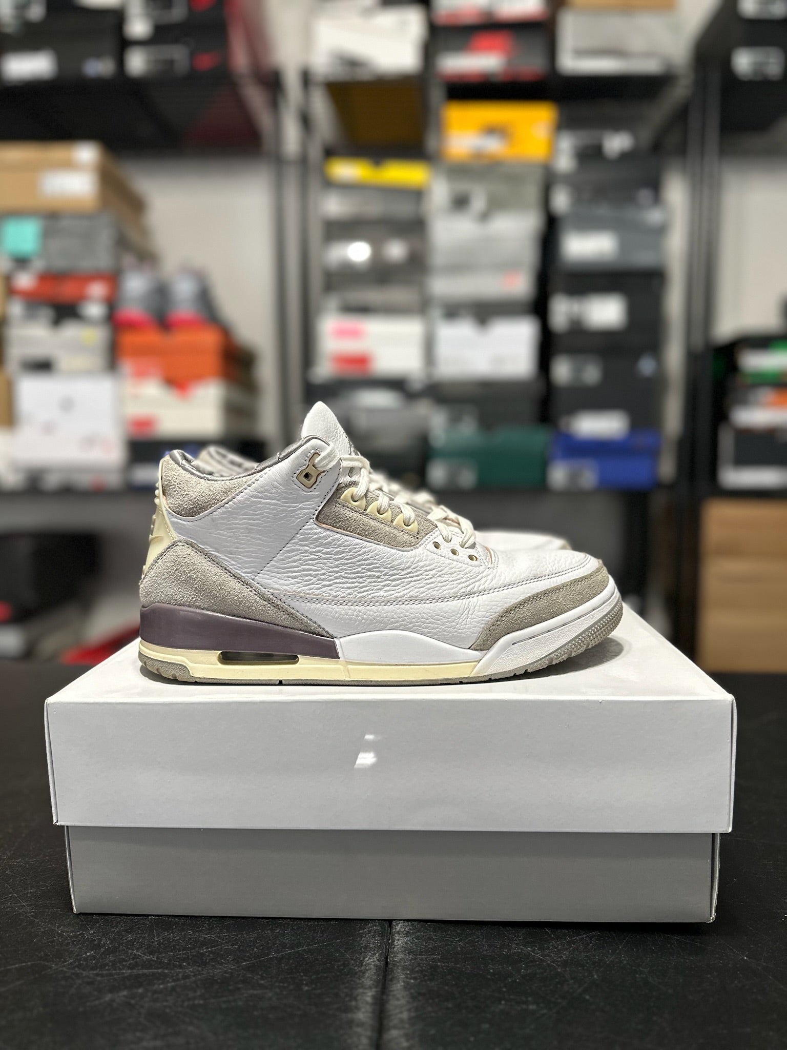 Size 10.5 - (12W) J3 Ma Maniere