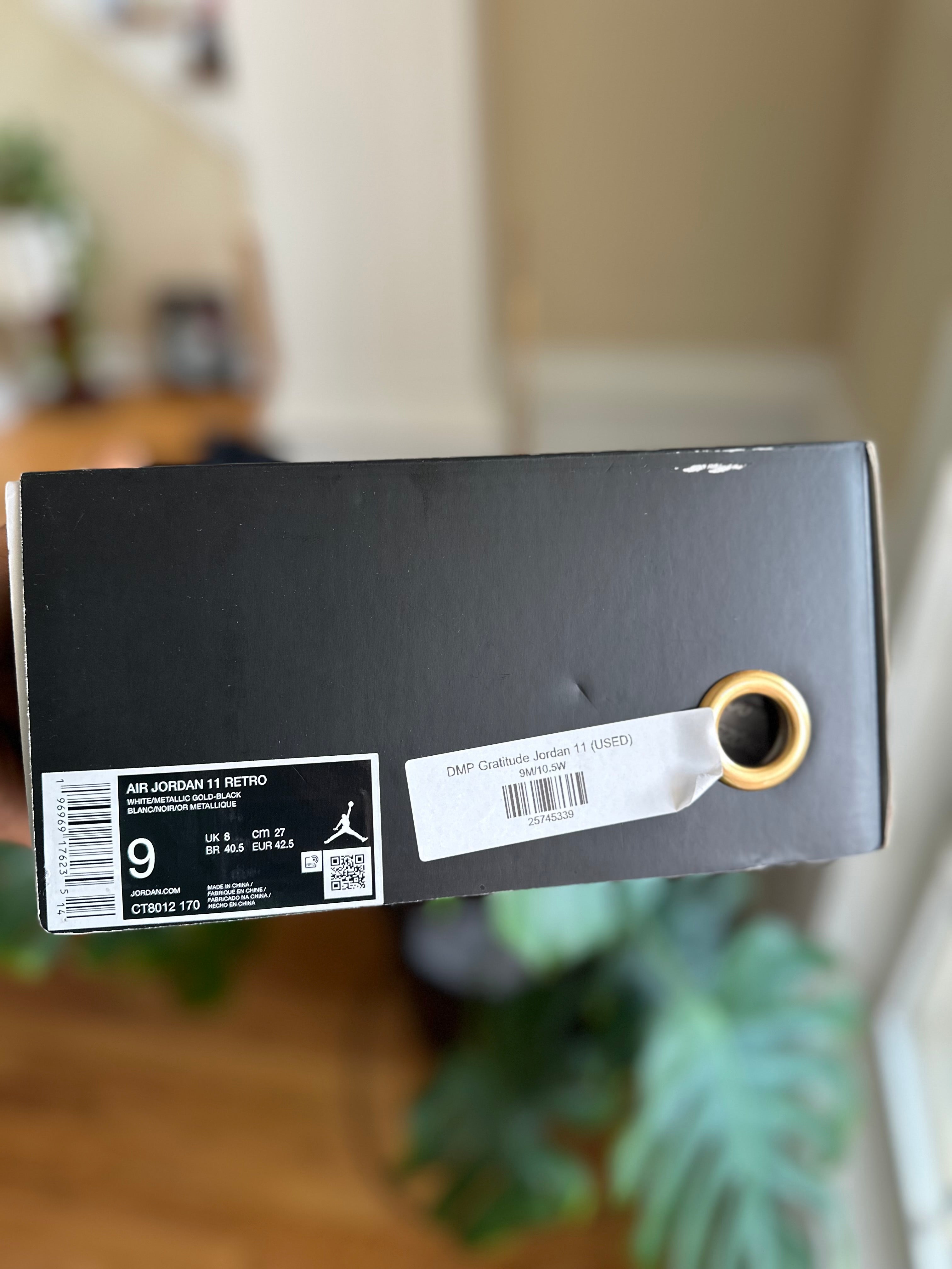 Size 9 - J11 gratitude