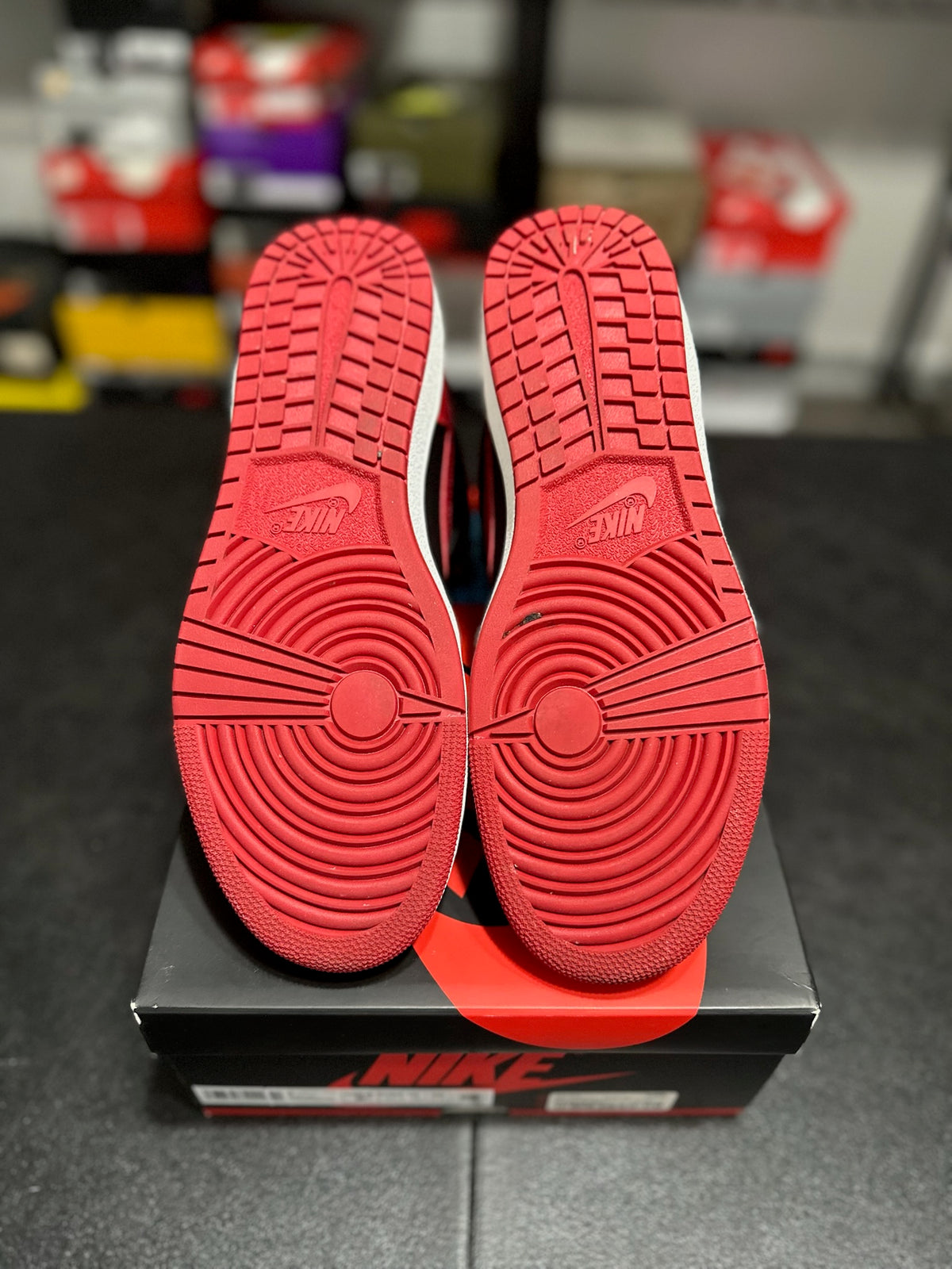 Size 9.5 - j1 high bred