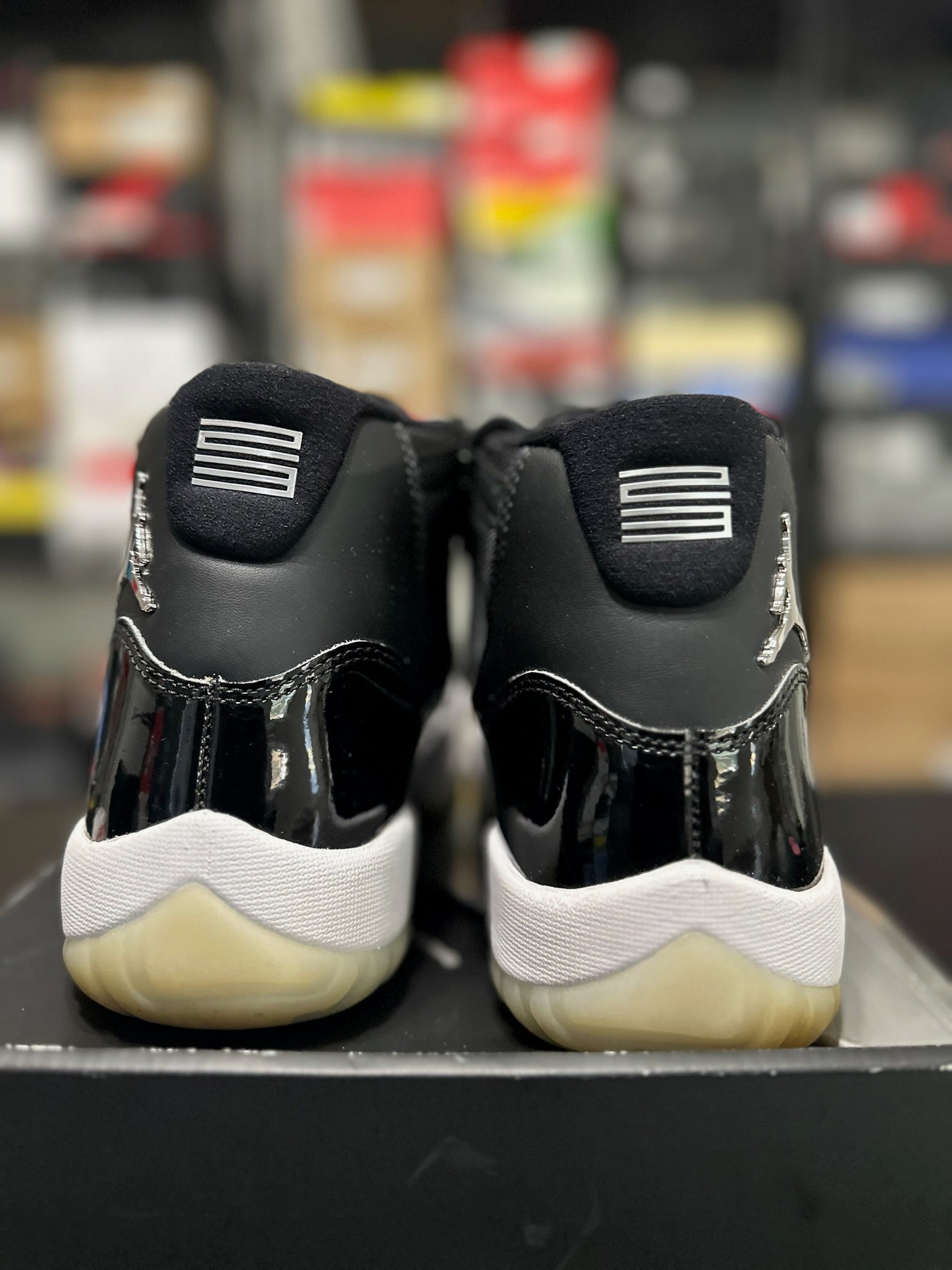 Size 10 - J11 Jubilee 25th Anniversary