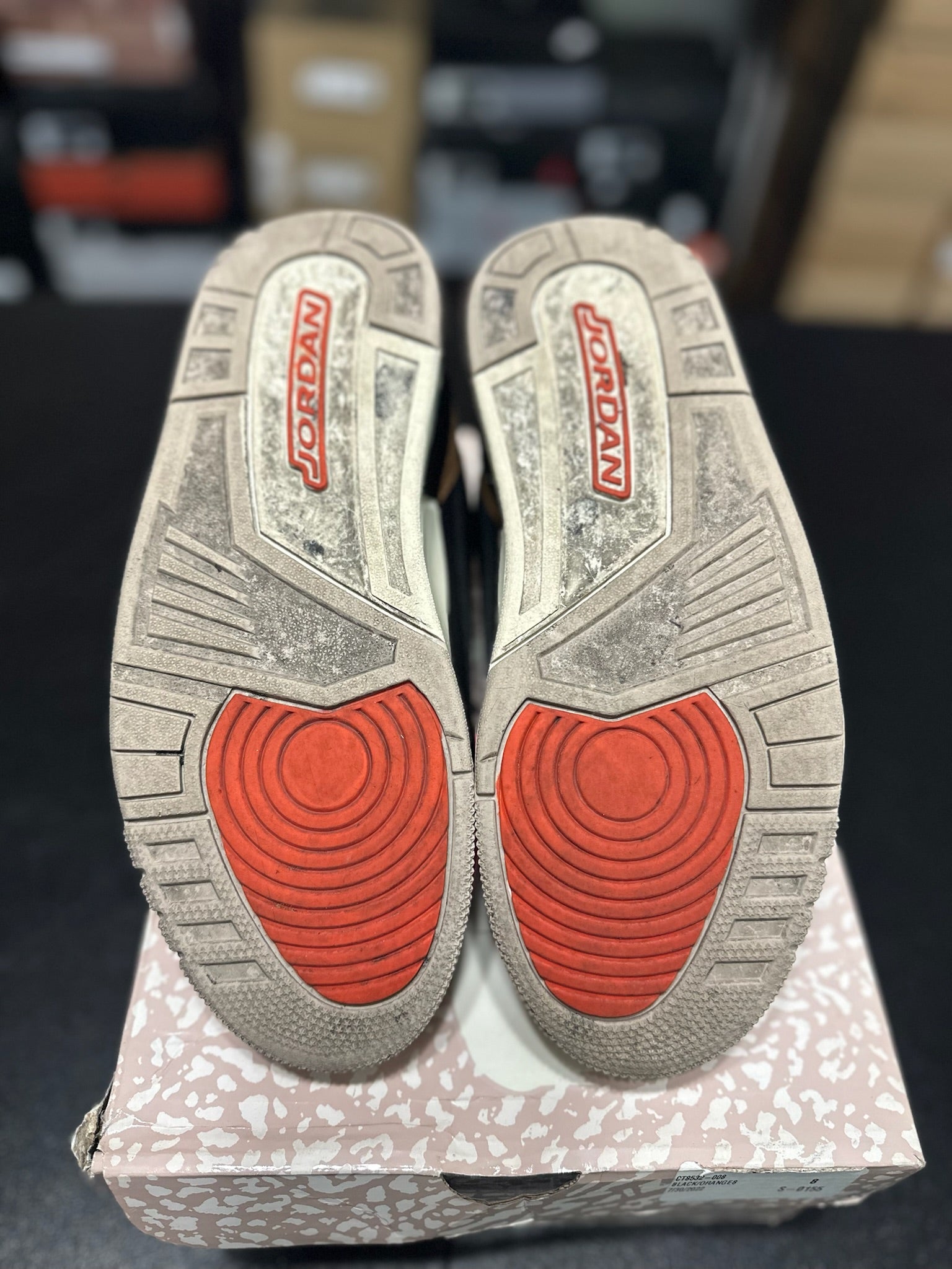 Size 8 - J3 Desert Elephant