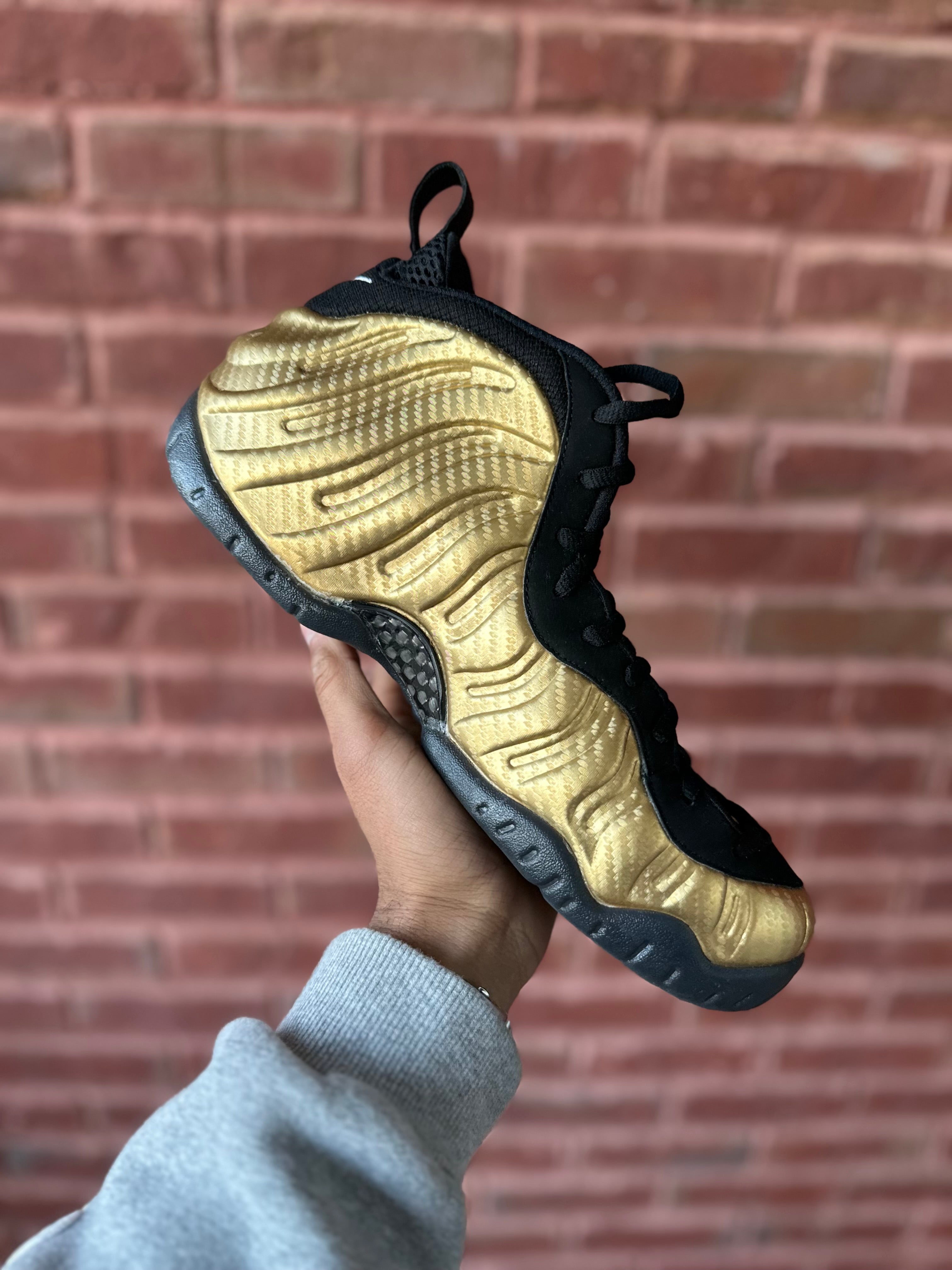 Size 10 - air foamposite pro metallic gold