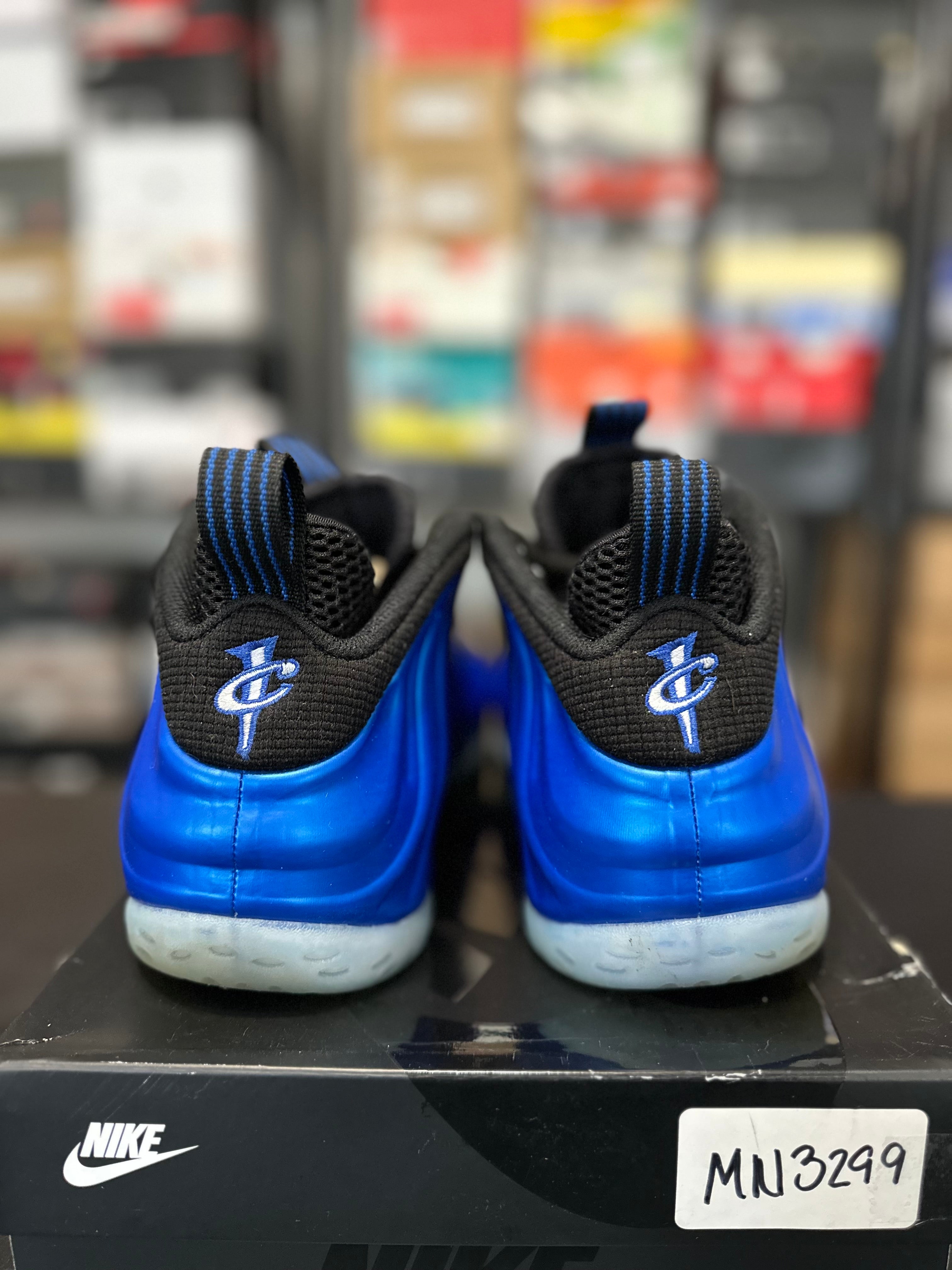 Size 8.5 - Foamposite Royal