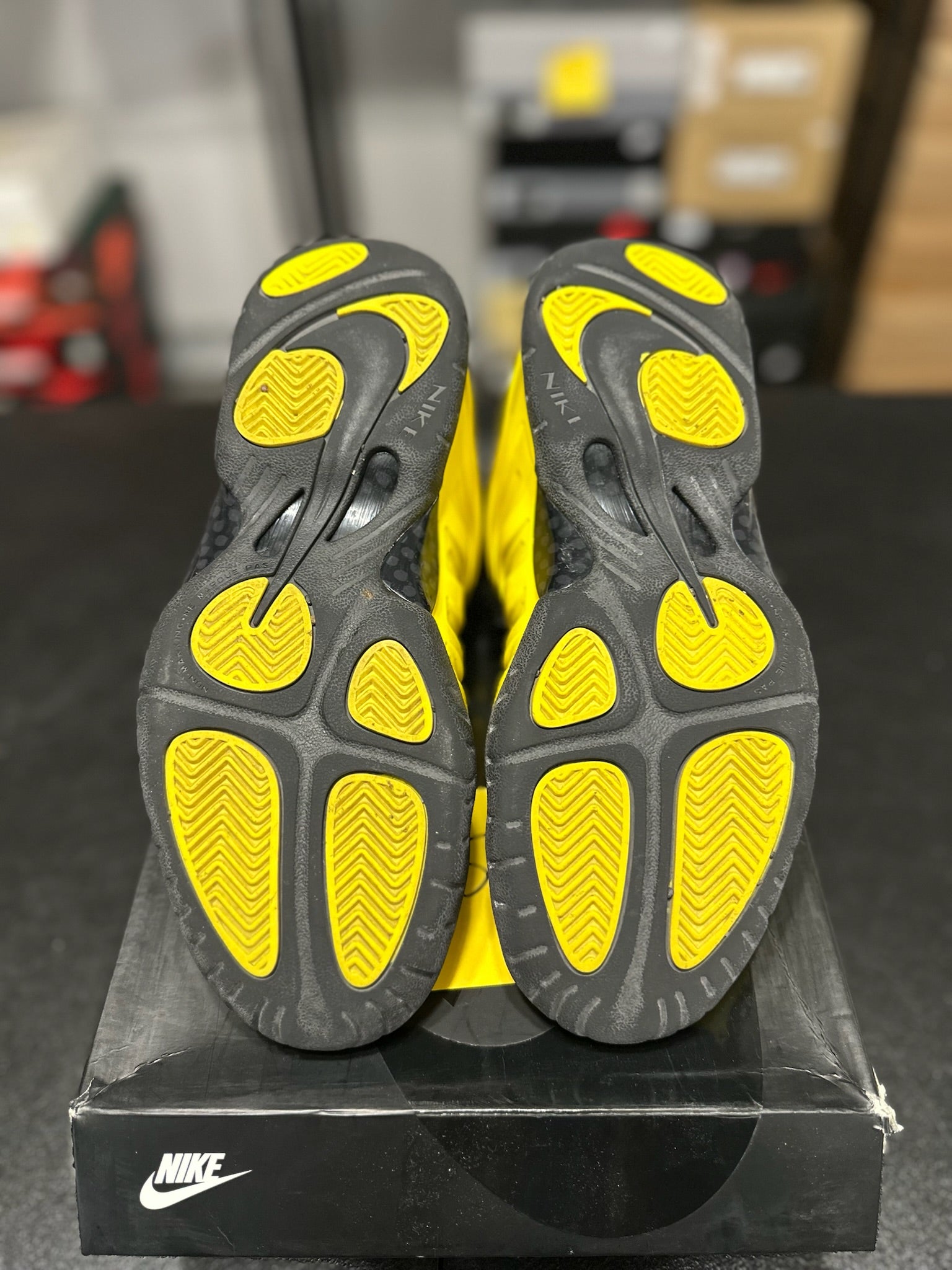Size 6.5Y - Foamposite 1 Wu-Tang