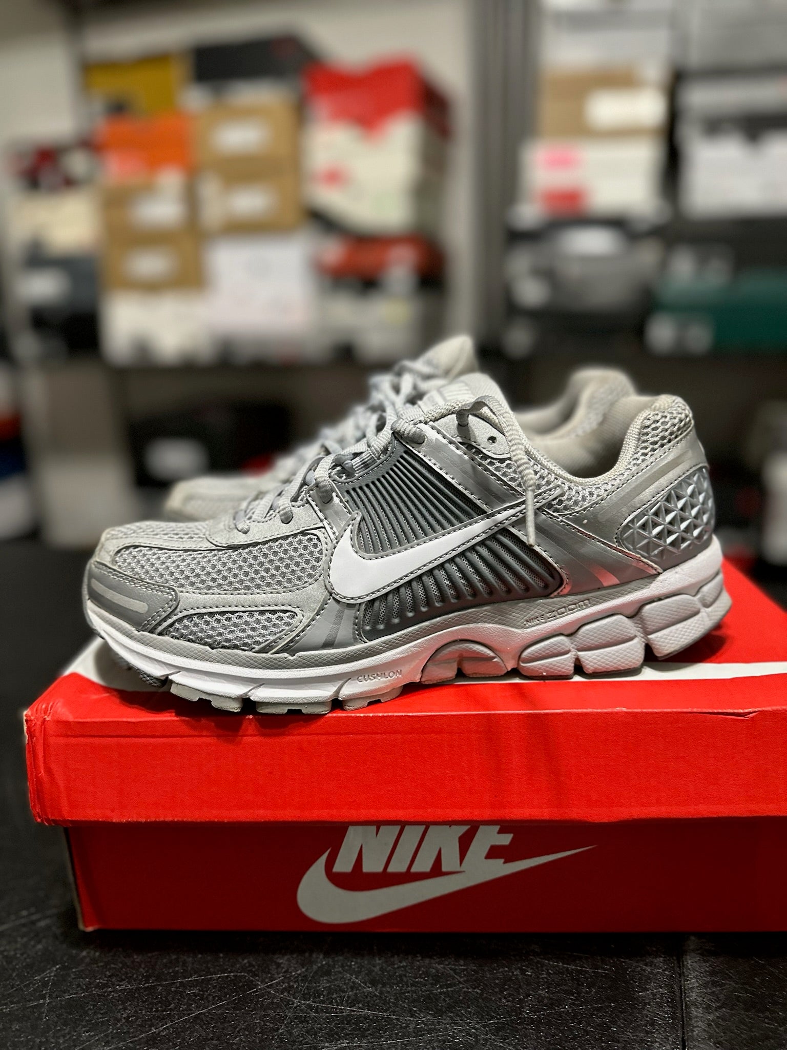 Size 9.5 - Zoom Vomero 5 Cool Grey