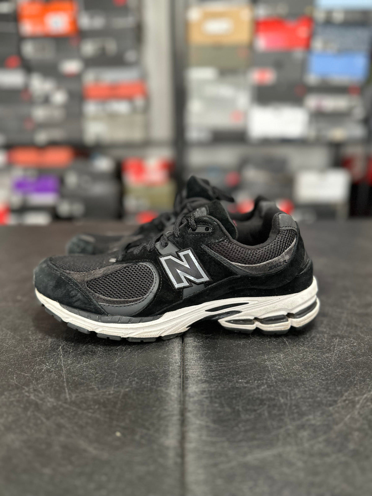 Size 8.5 - NB 2002r black