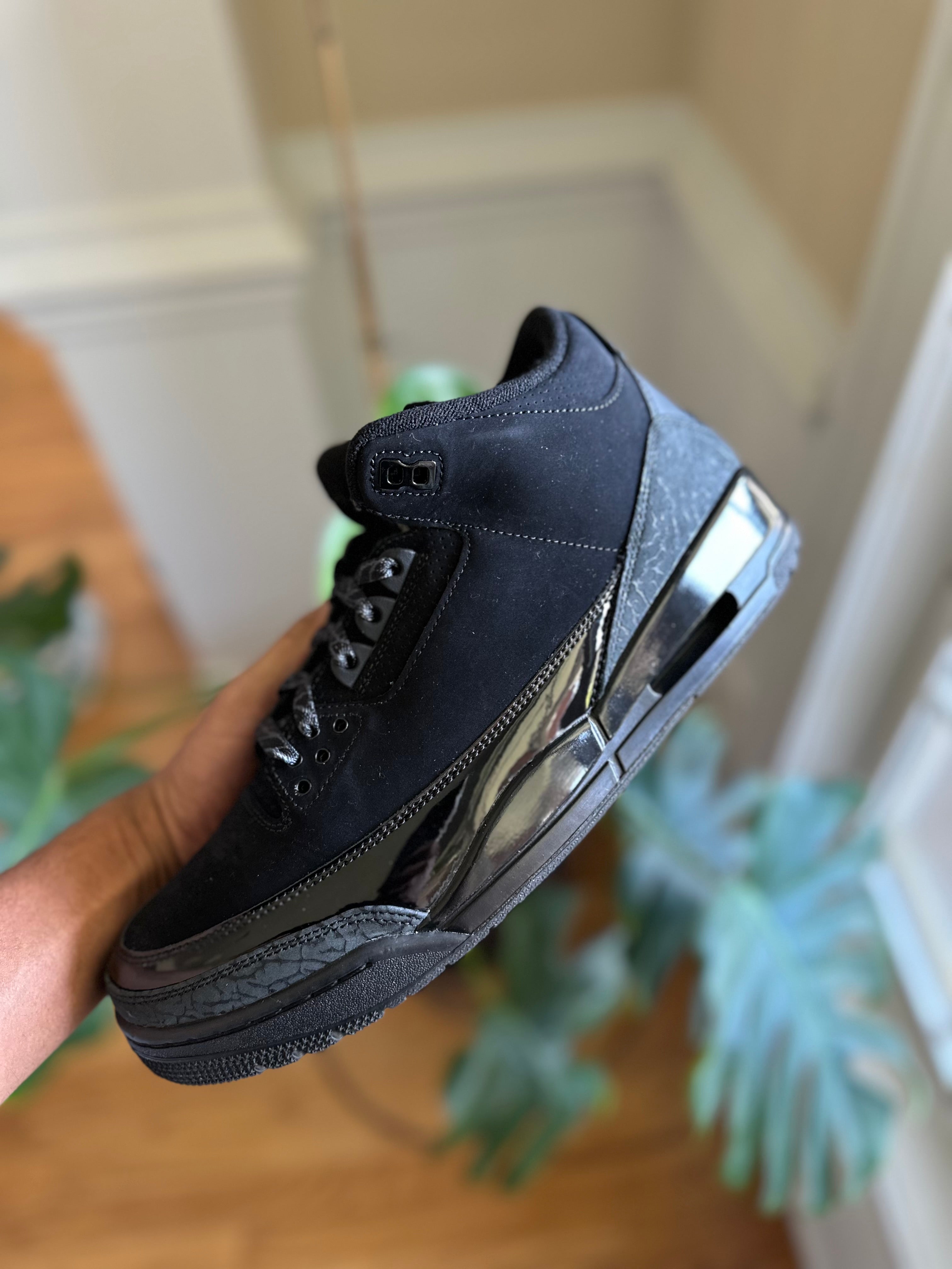 Size 11.5 - J3 black cat