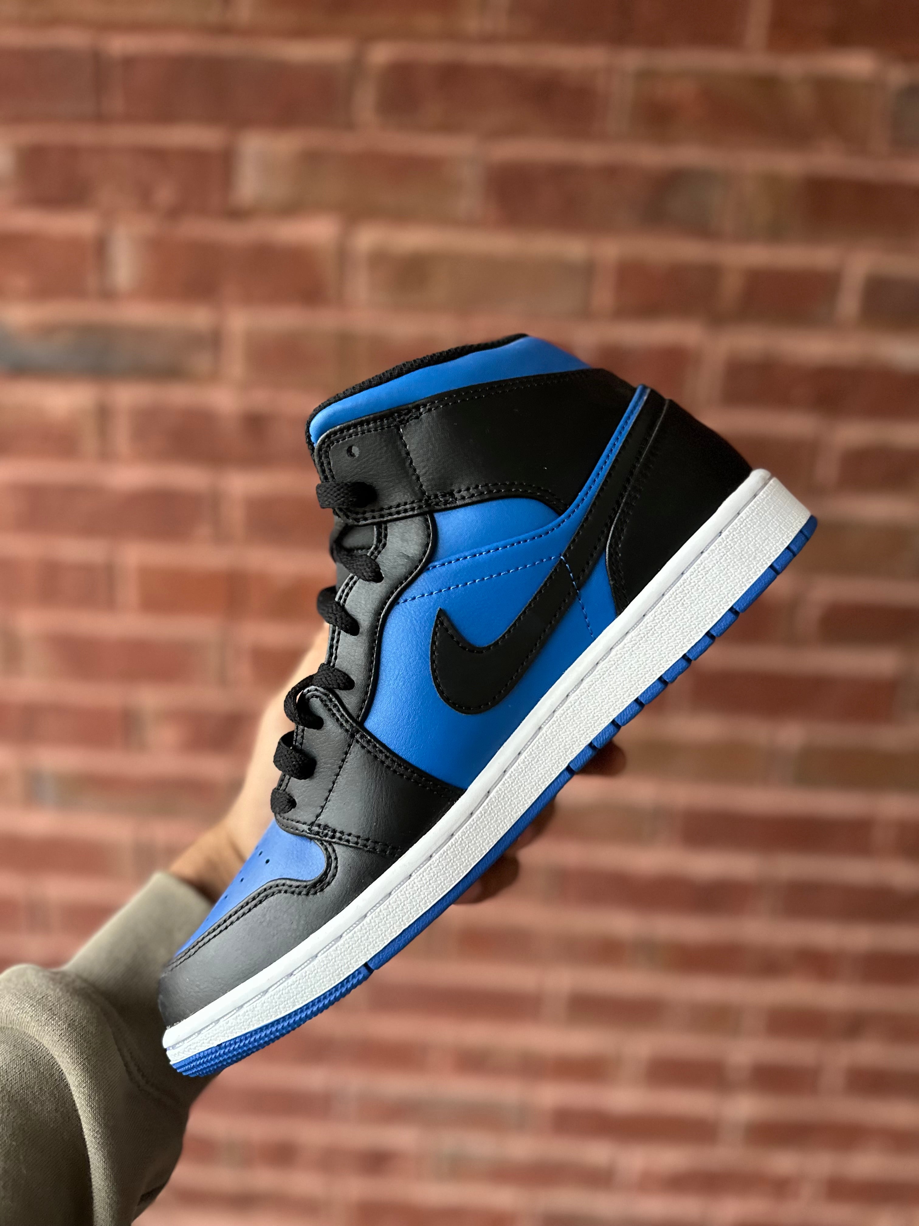 Size 10 - J1 mid black royal blue